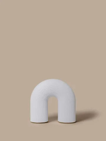 Vuelta outdoor portable bordslampa - White, 25 cm - Ferm Living