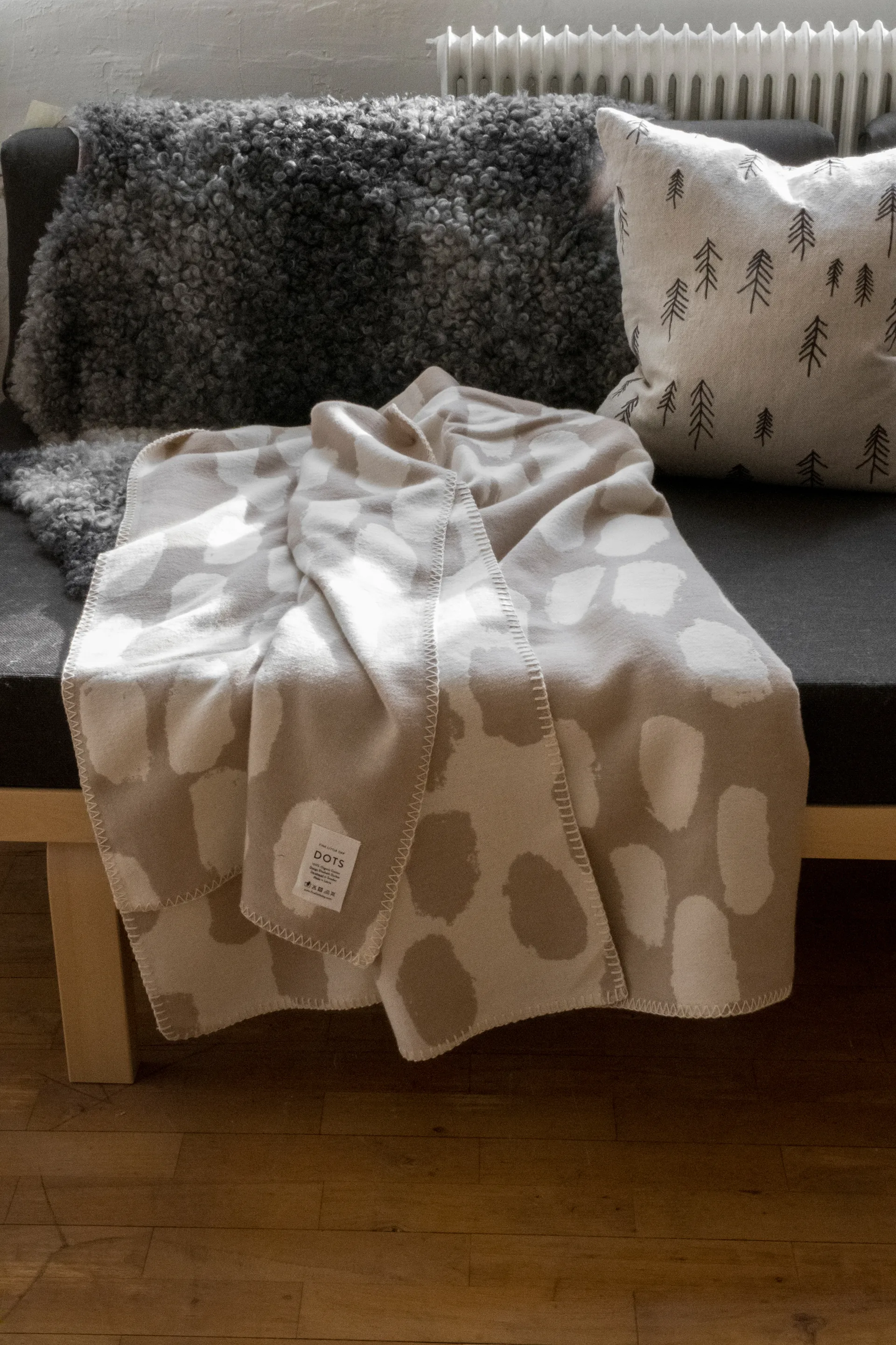 Dots filt 140x180 cm, Beige Fine Little Day
