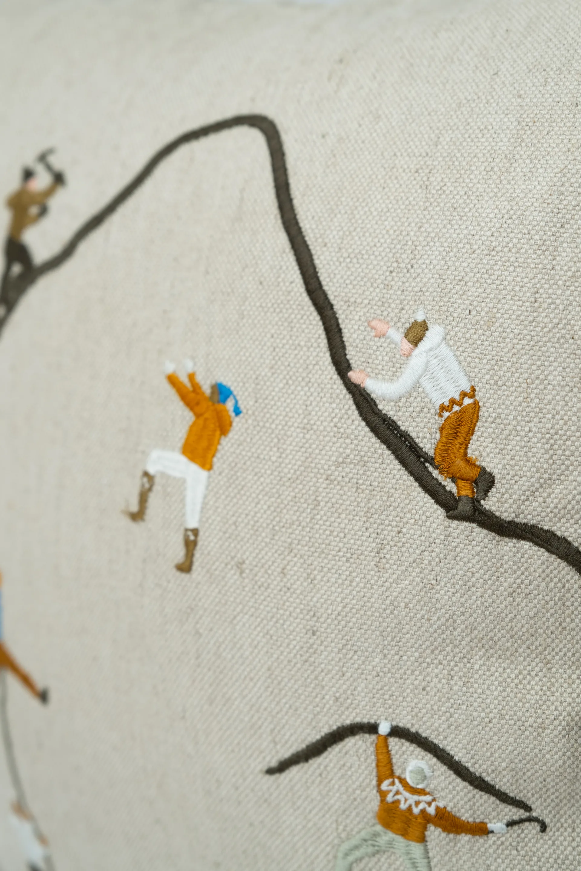 Mountain climbers kuddfodral 48x48 cm, Natur Fine Little Day