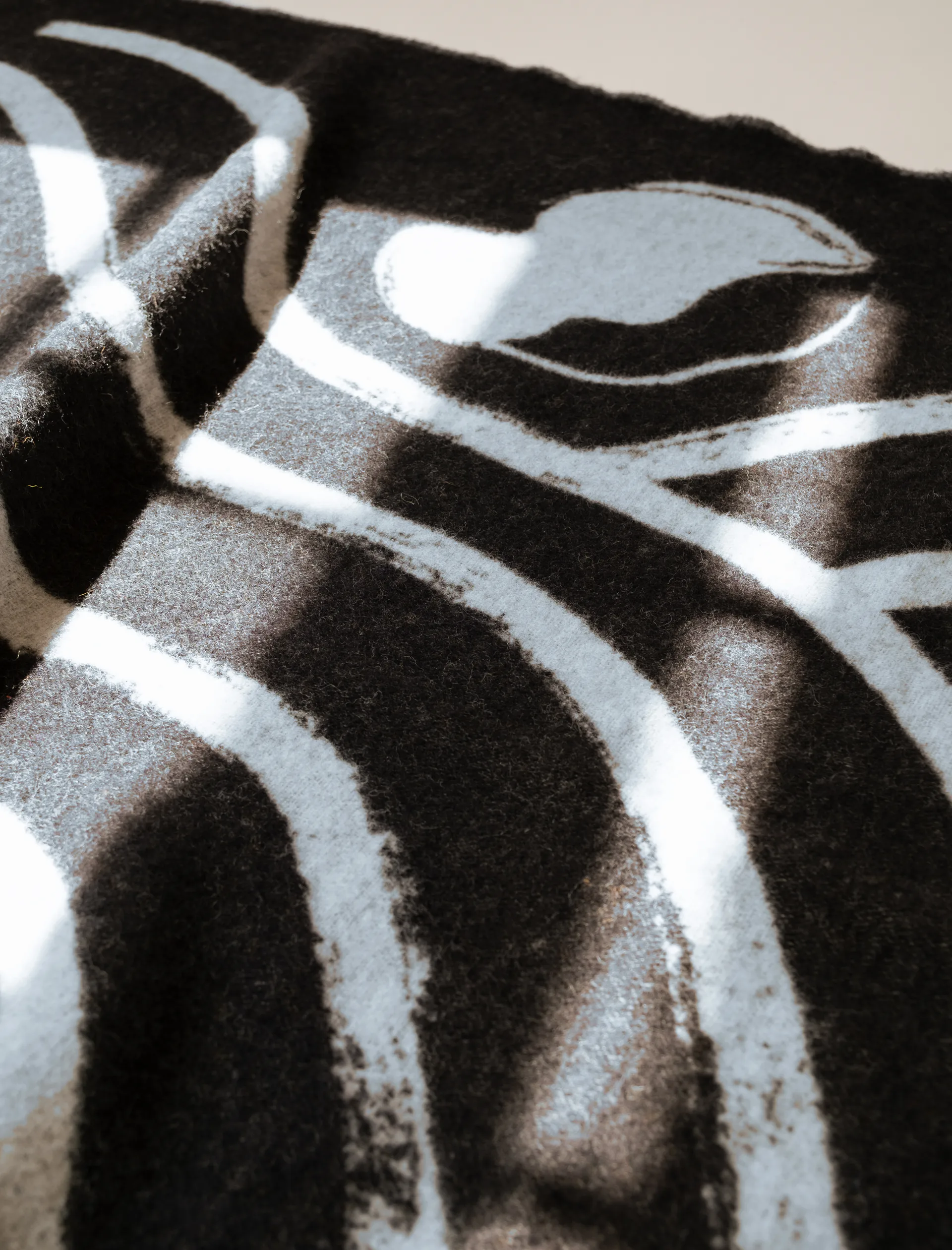 Sofia Lind ullpläd 130x190 cm, Dovegrey Fine Little Day