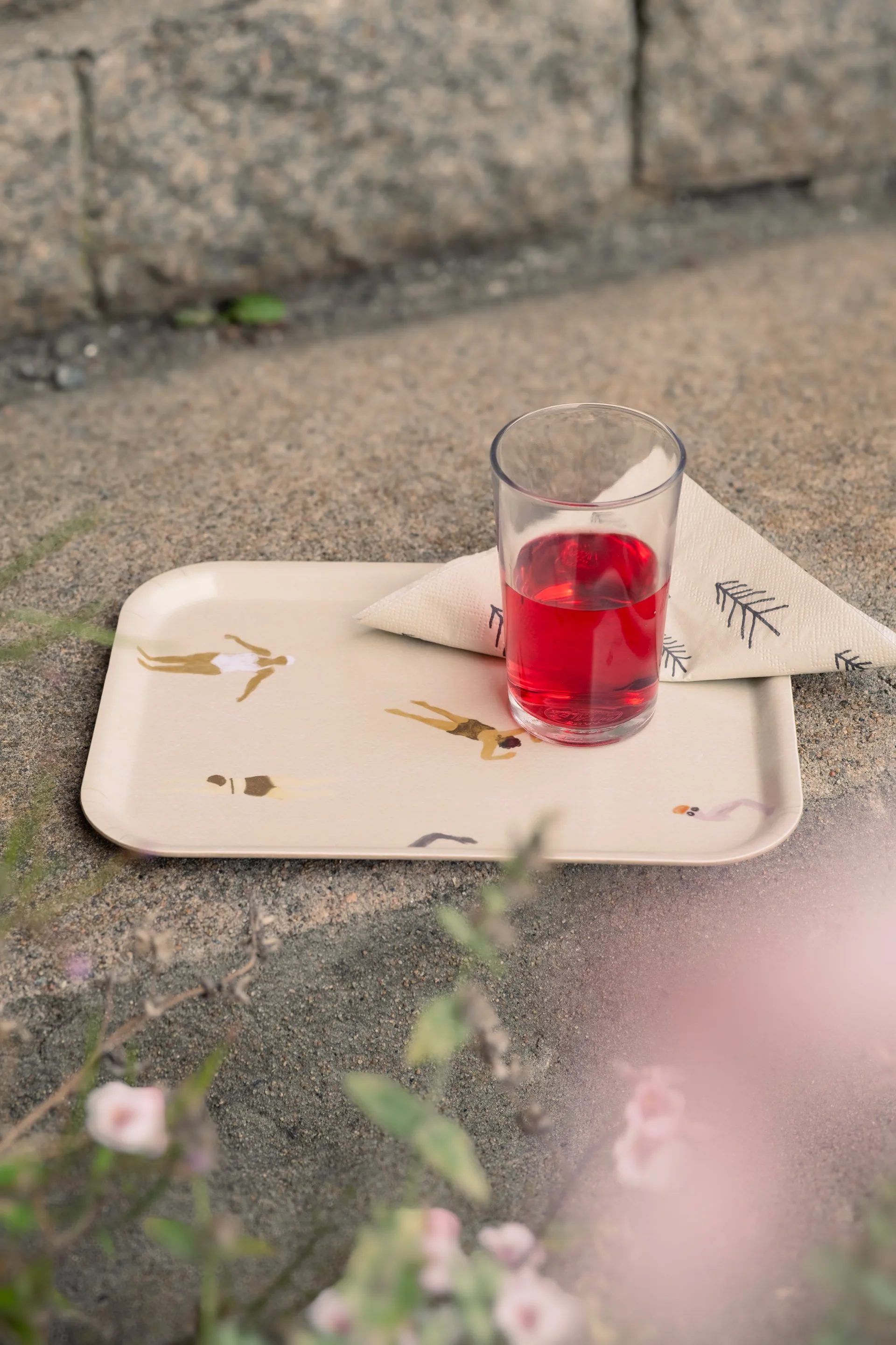 Swimmers bricka 20x27 cm, Beige Fine Little Day