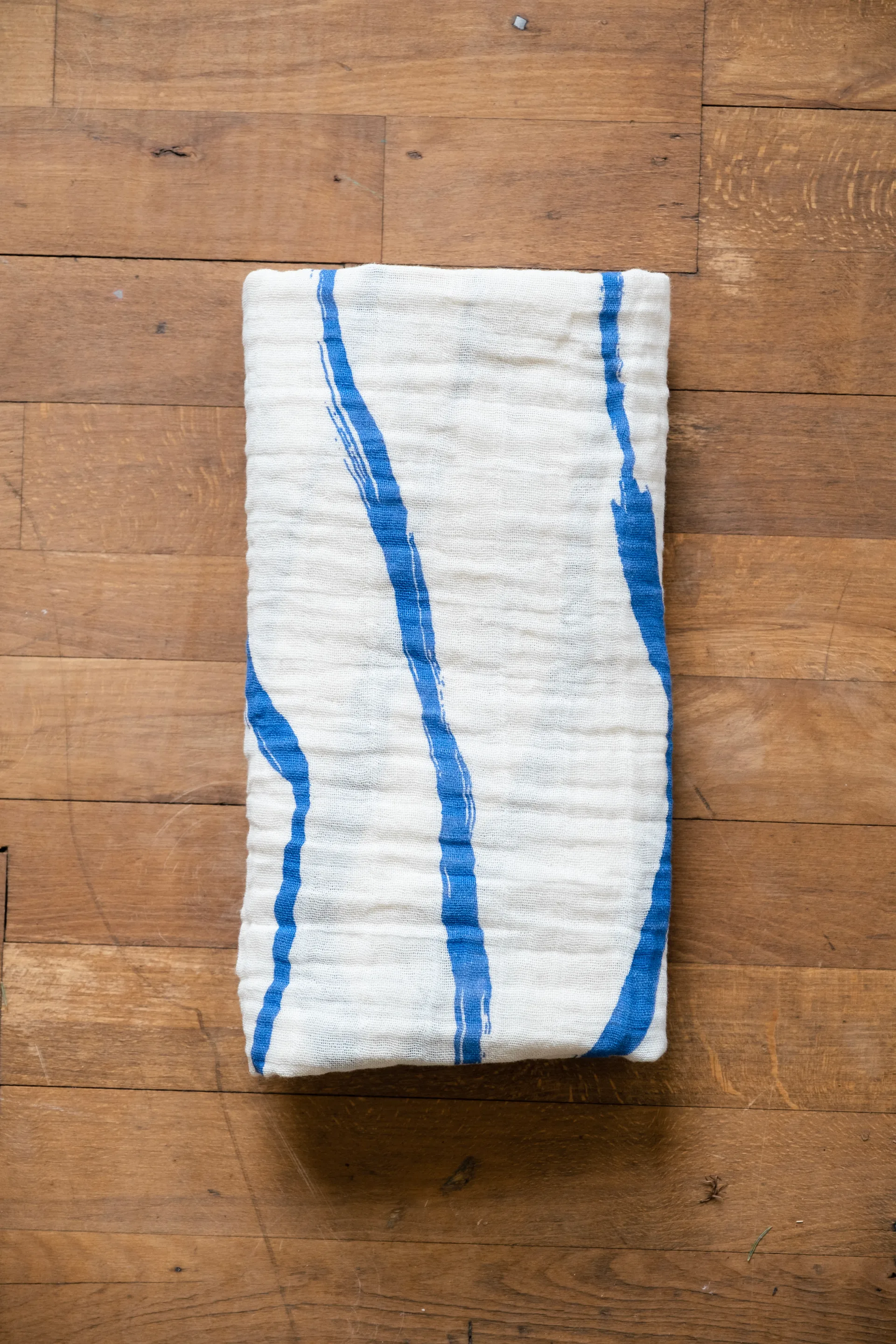 Våg muslinfilt 120x120 cm, Blue Fine Little Day