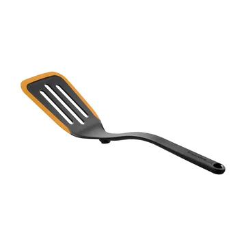 Functional Form stekspade - Svart-orange, 36,2 cm - Fiskars