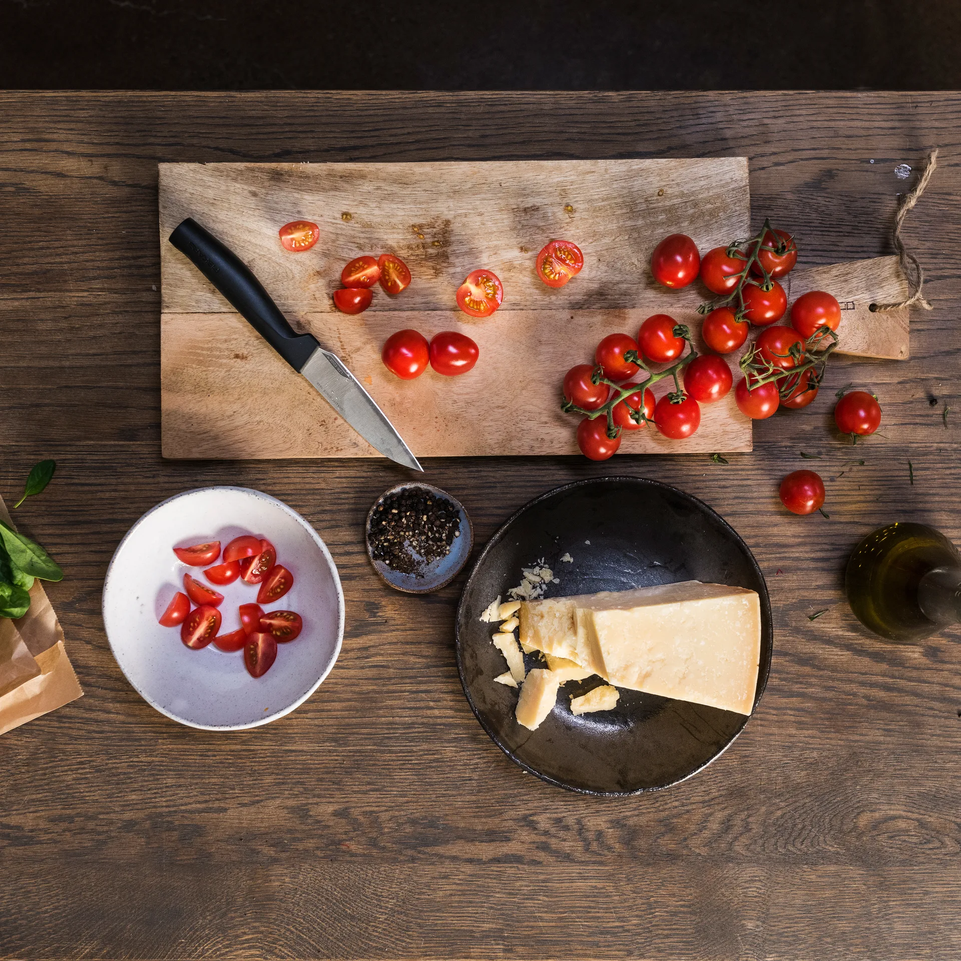 Hard Edge grönsakskniv 11 cm, Rostfritt stål Fiskars