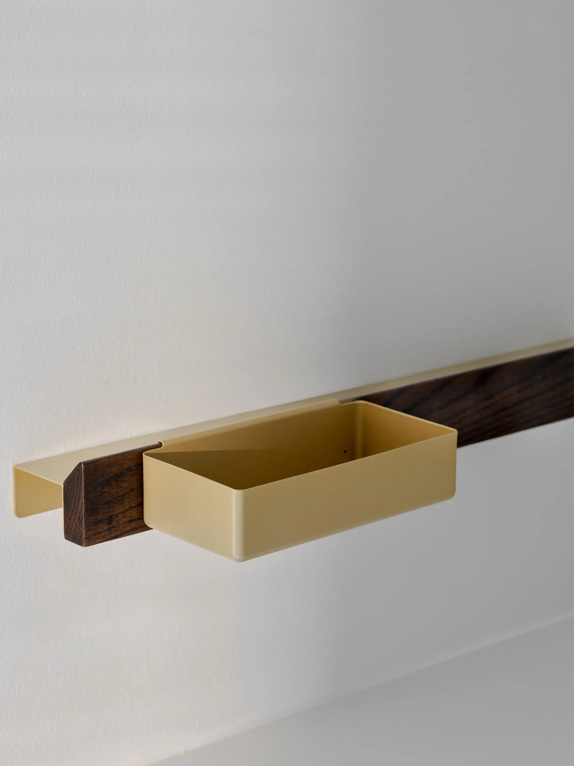 Flex Tray låda, Mässing Gejst