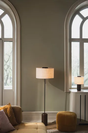 Bosco bordslampa - Brunbetsad ek - Globen Lighting