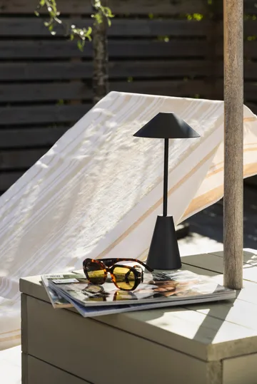 Cannes 32 portabel bordslampa - Svart - Globen Lighting