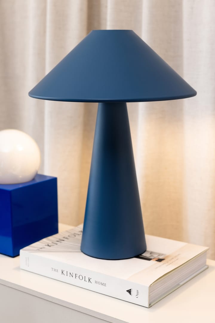Cannes bordslampa, Blå Globen Lighting