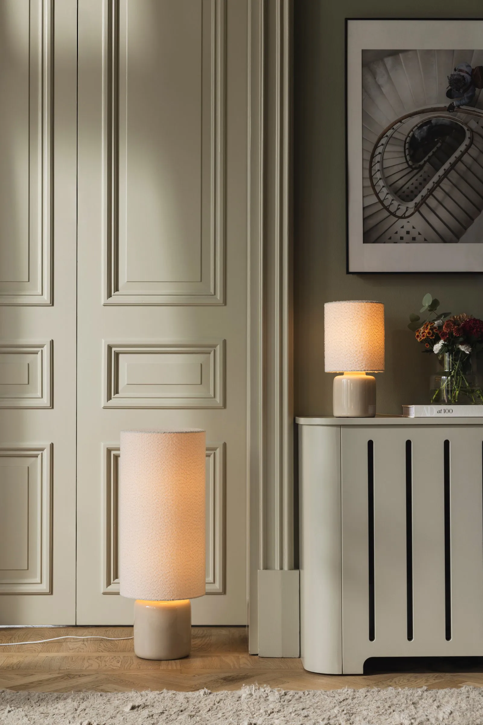 Florian bordslampa, Vit bouclé/beige, Ø20x39 cm Globen Lighting