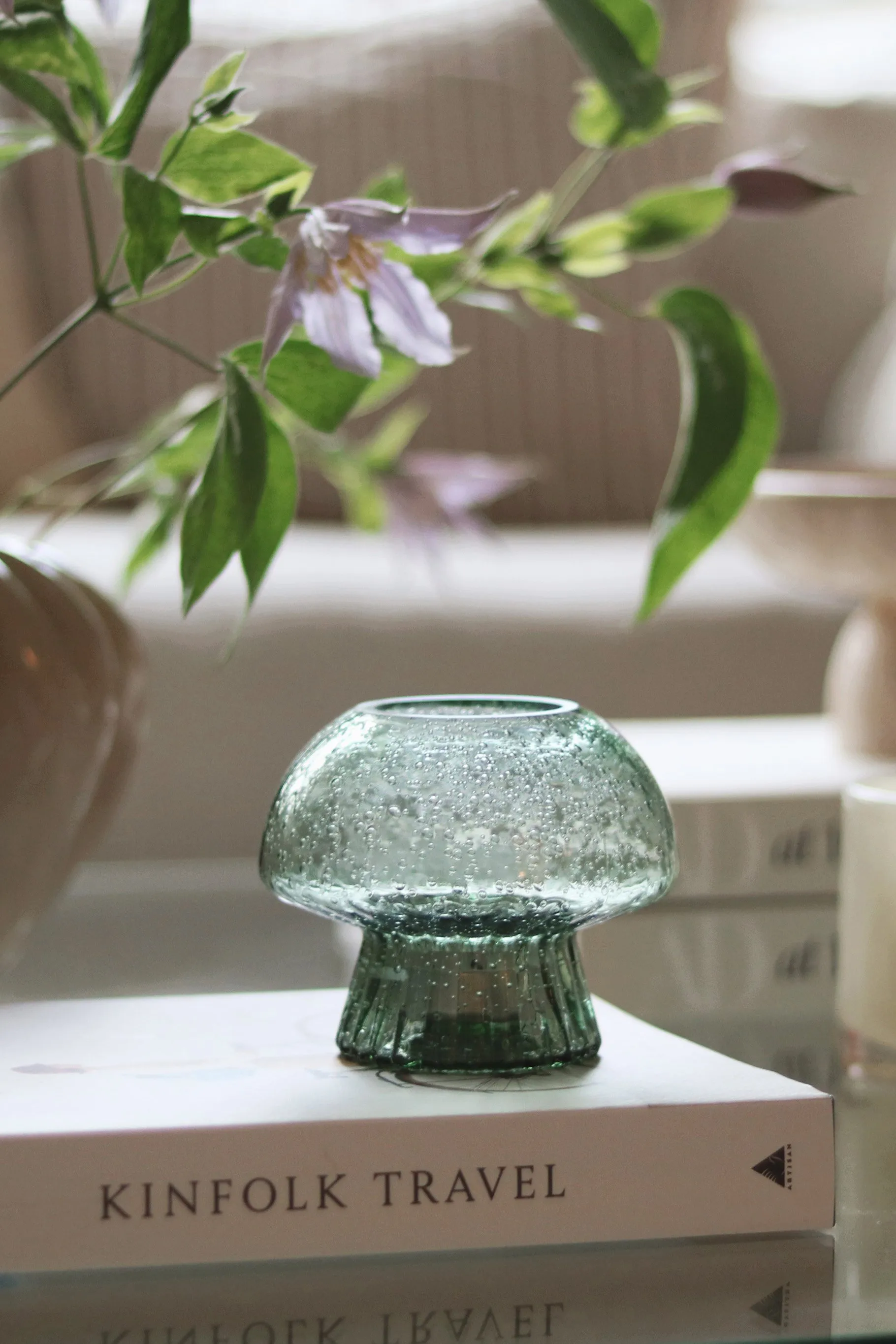 Fungo 12 värmeljushållare Special Edition, Grön Globen Lighting