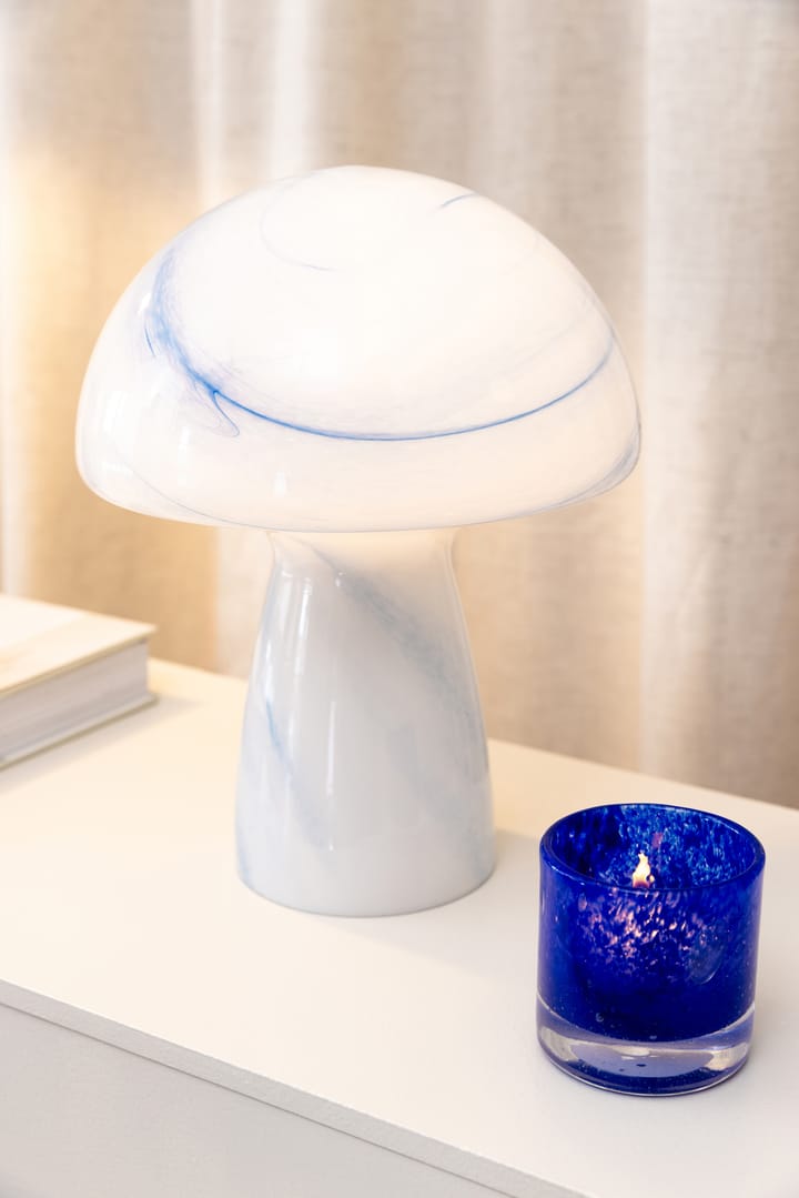 Fungo Swirl 22 bordslampa, Blå Globen Lighting