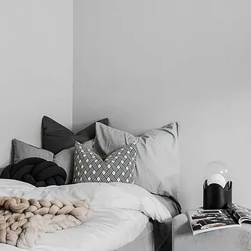 Ghost bordslampa - beige, klarglas - Globen Lighting