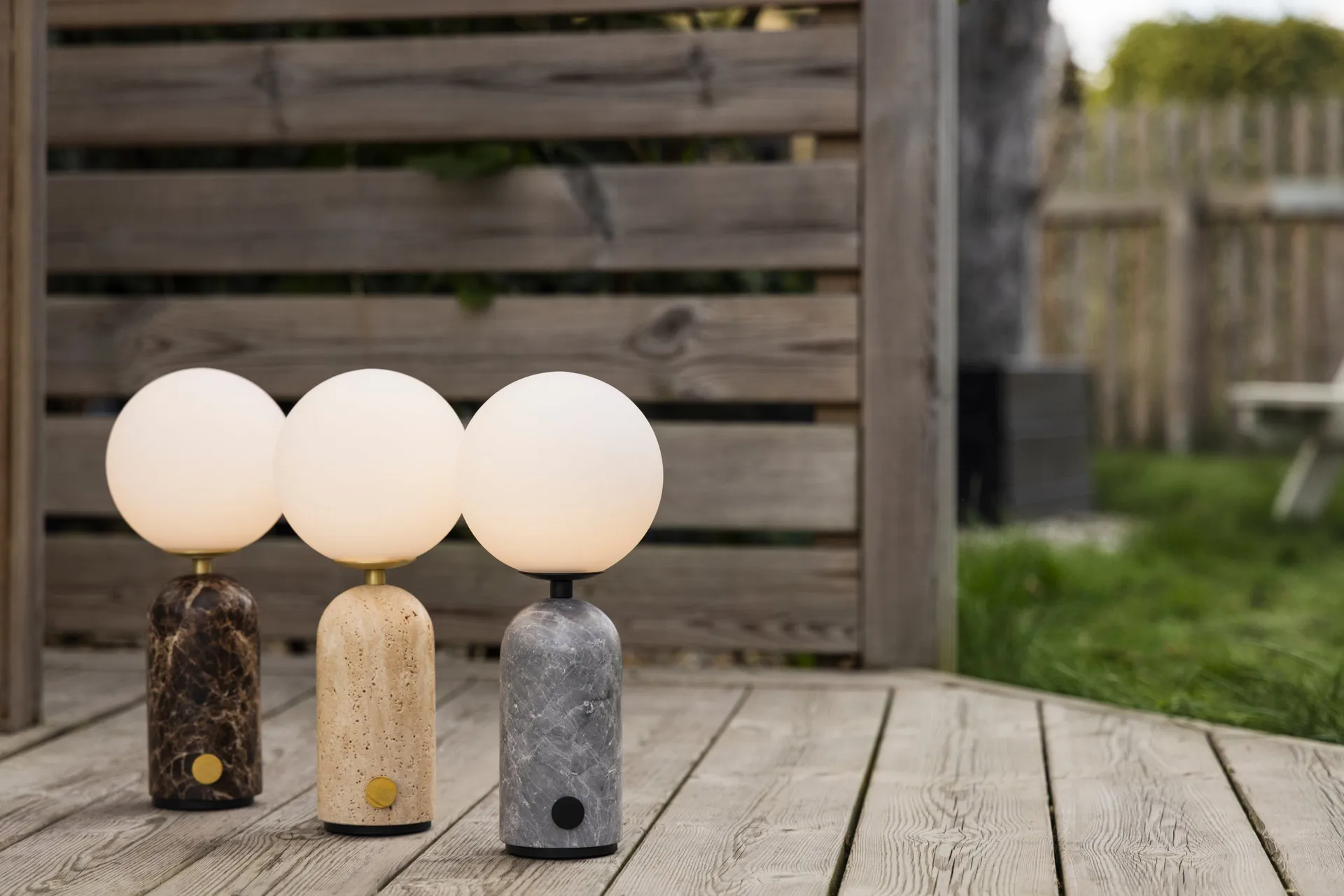 Torrano bordslampa portabel, Beige travertine, 27,5 cm Globen Lighting
