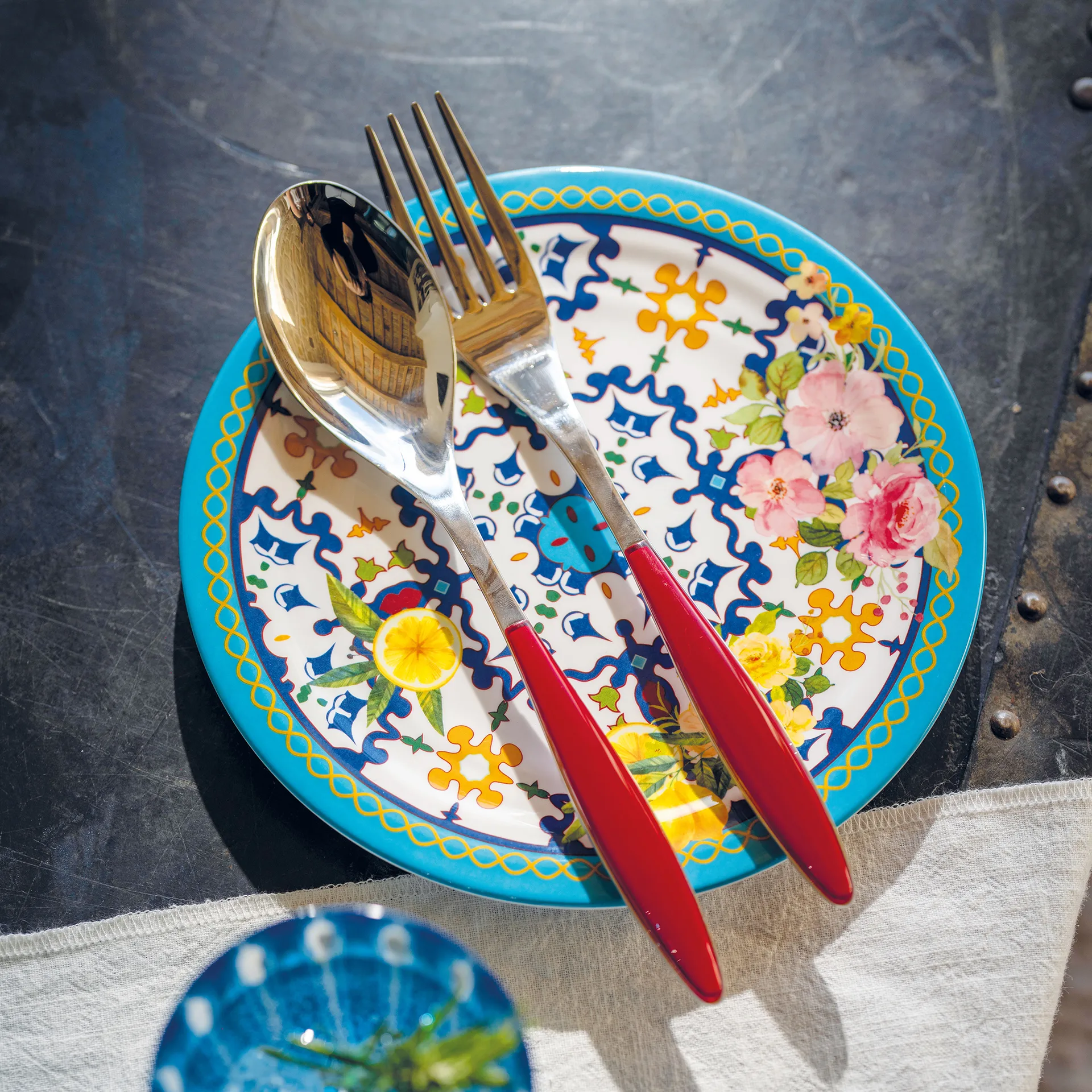 Feeling serveringsbestick, Clear red, 2 delar Guzzini