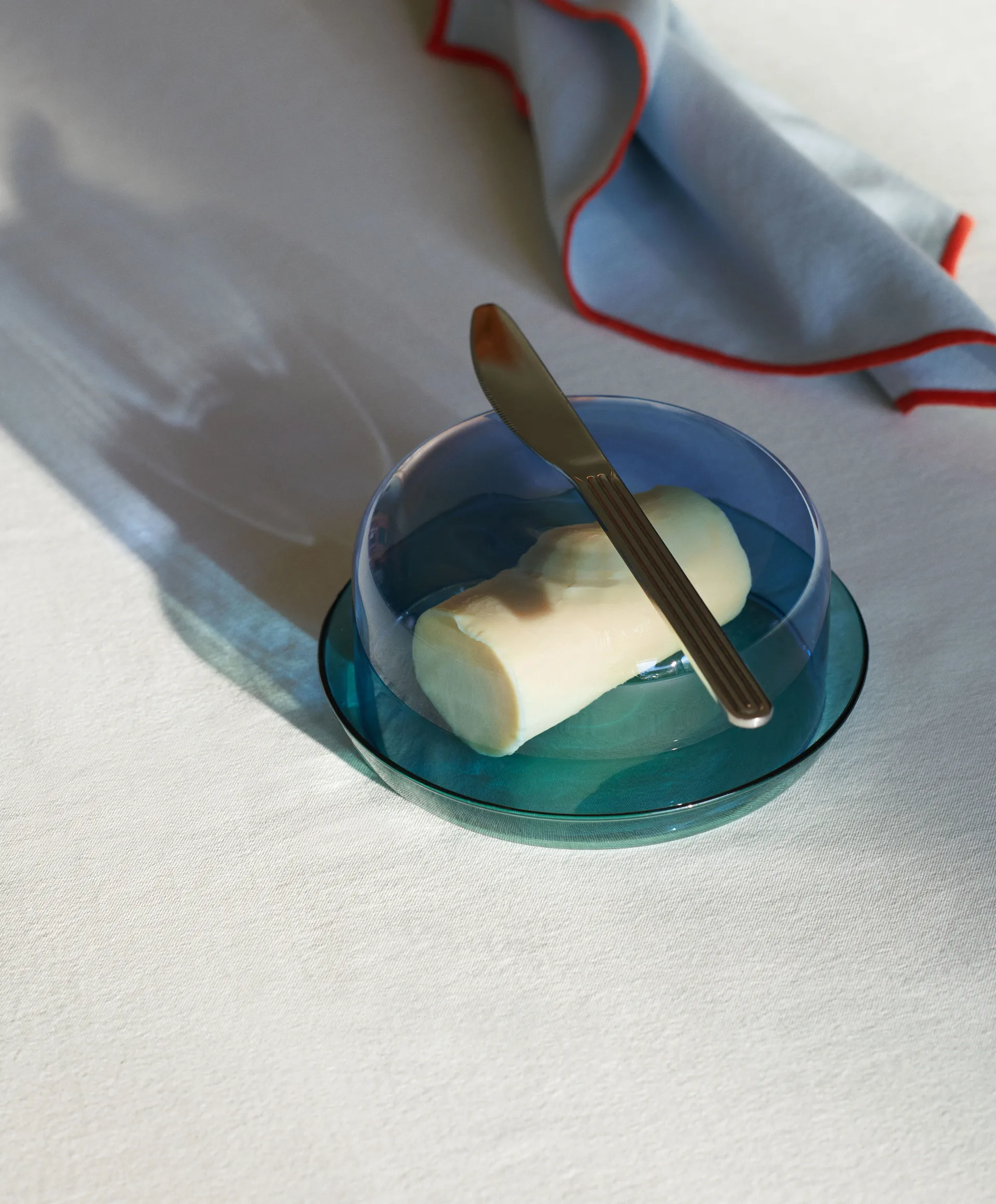 2-in-1 serveringsset skål och fat, Light blue-aqua HAY