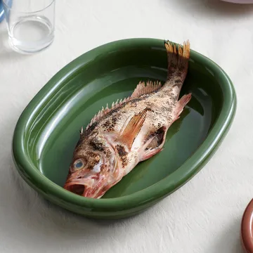 Barro ovalt serveringsfat - Green, large 27x36 cm - HAY