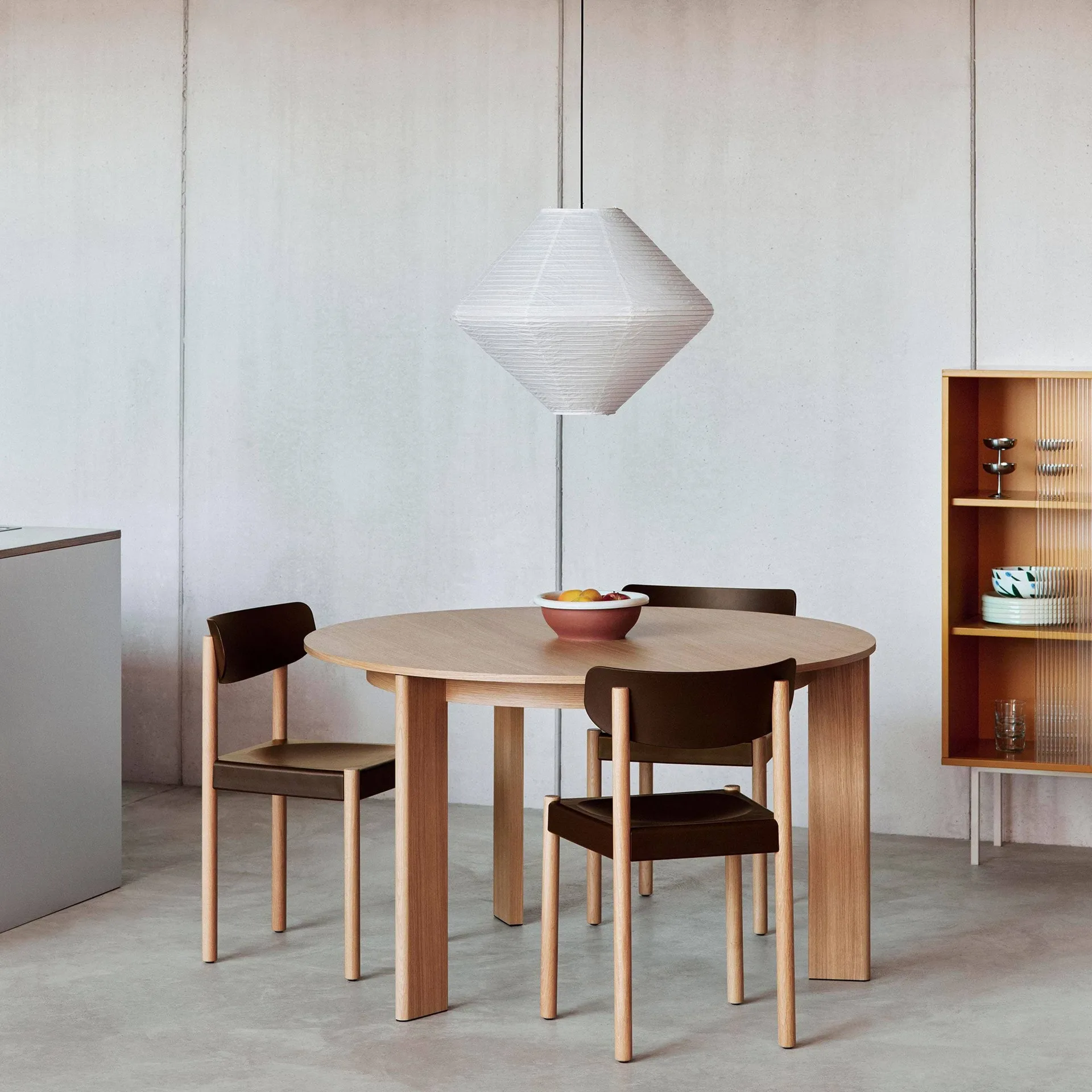 Pack Chair 10 stol, Oljad ek-graphite brown HAY Pack Chair 10 stol, Oljad ek-graphite brown HAY