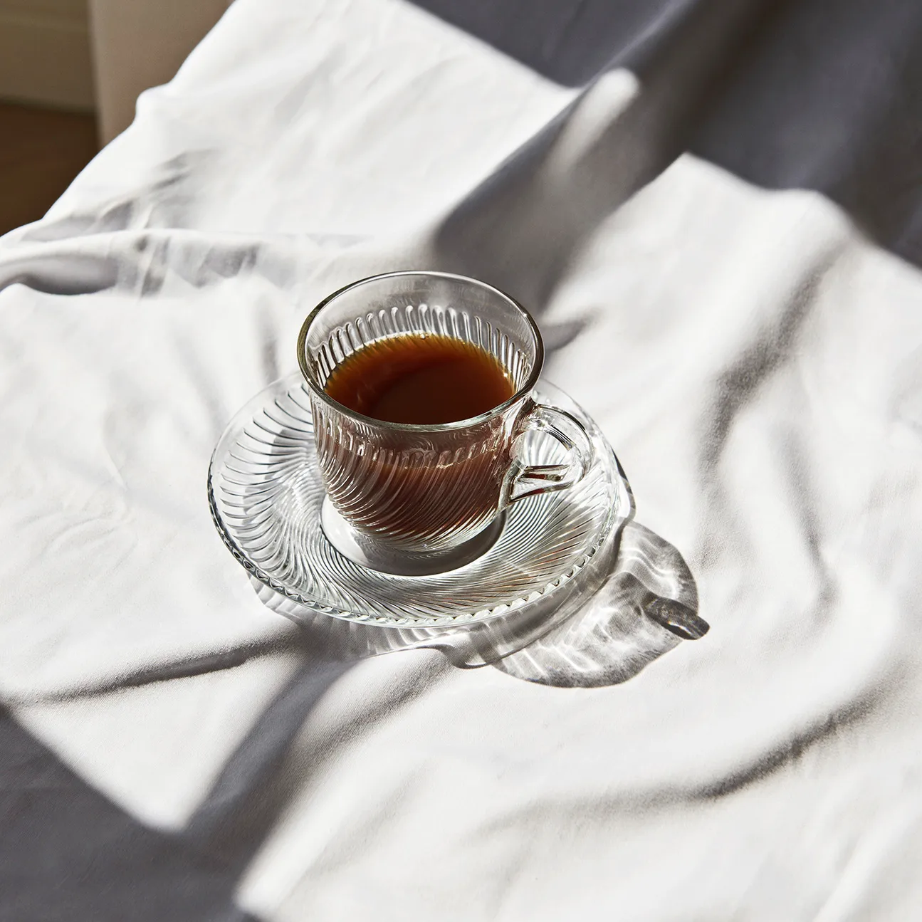 Pirouette kopp med fat 15 cl, Klar HAY