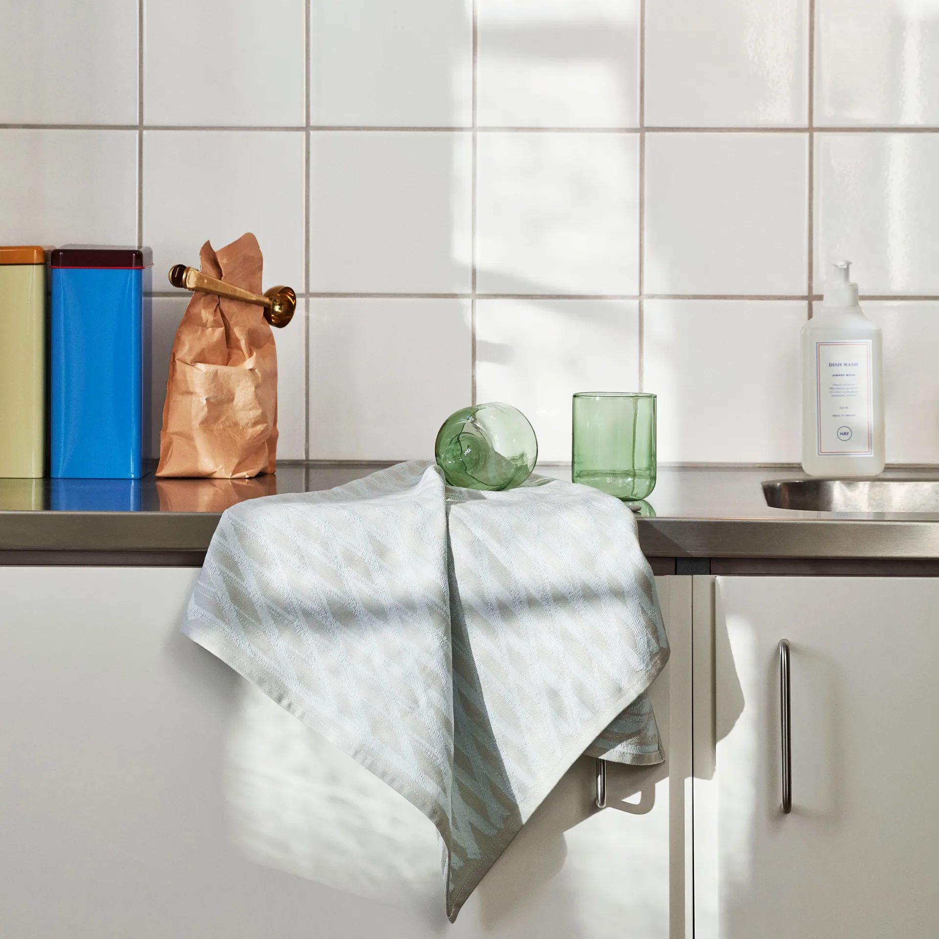 Tin by Sowden plåtburk, Gul HAY