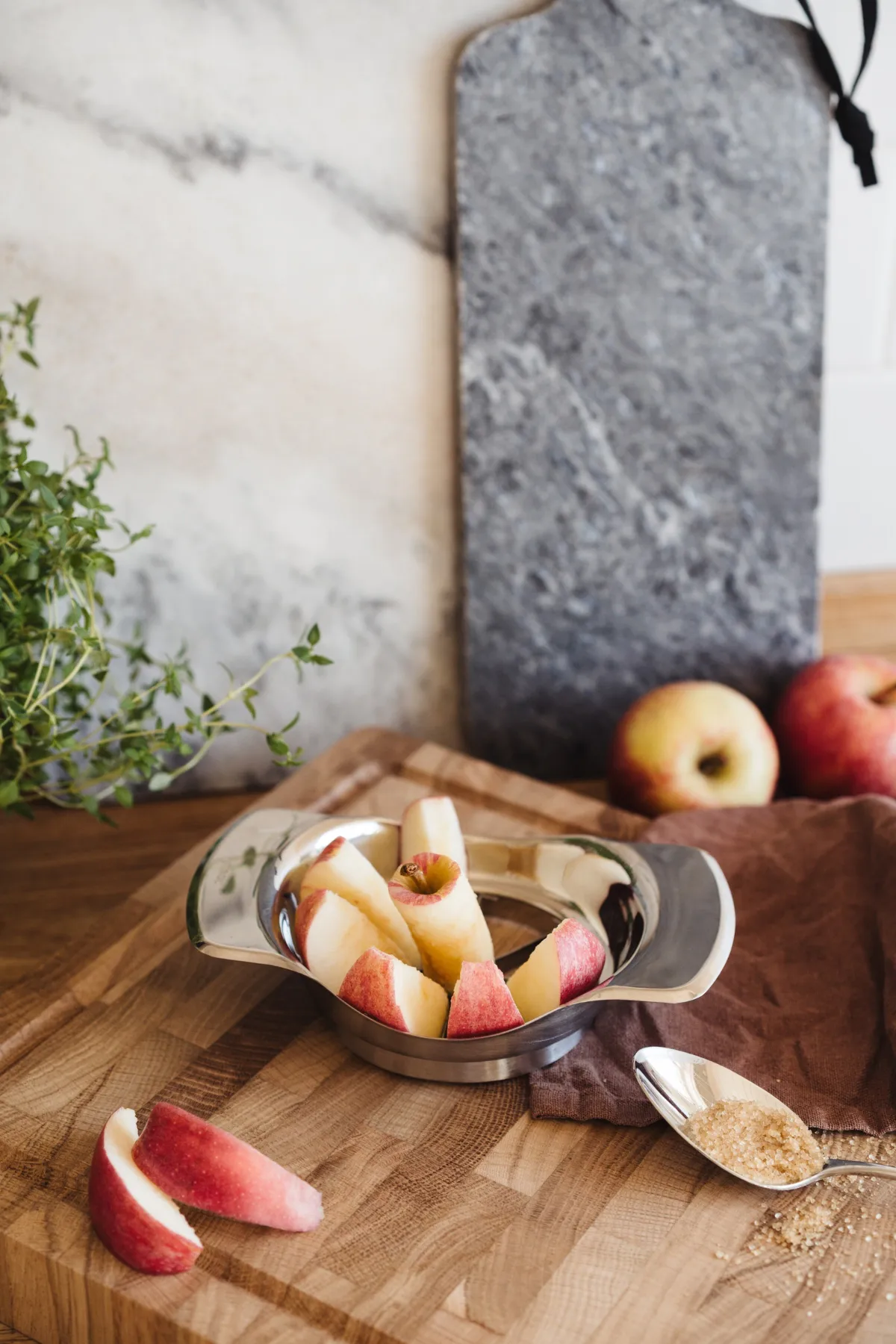 Heirol äppeldelare, Rostfritt stål-18 cm Heirol