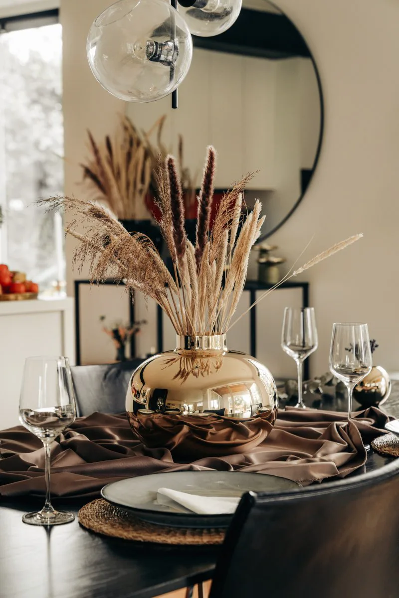 Amico vas Ø29 cm, Solid mässing Hilke Collection