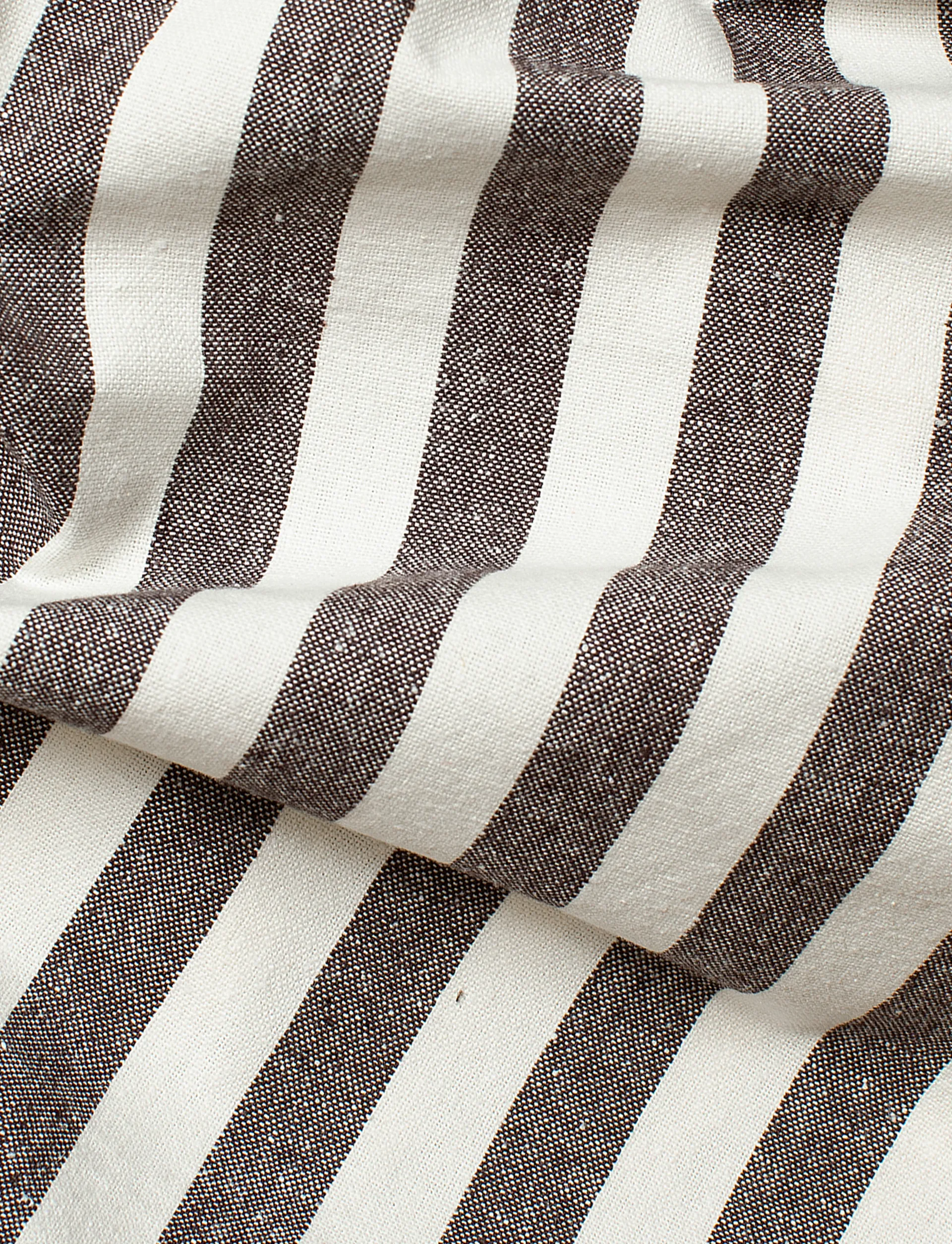 Bretagne bordsduk, Chocolate, 145x250 cm Himla