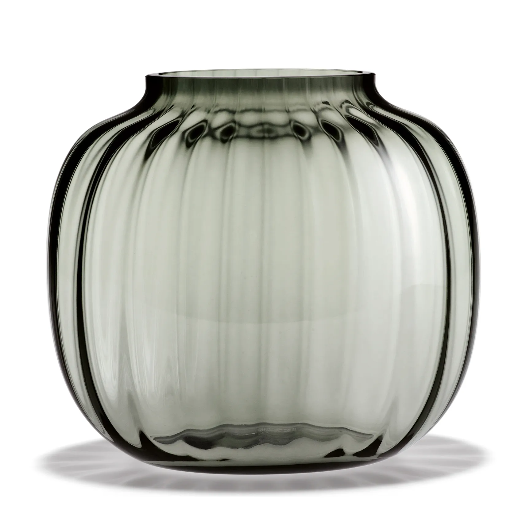 Primula vas oval 17,5 cm, Smoke Holmegaard