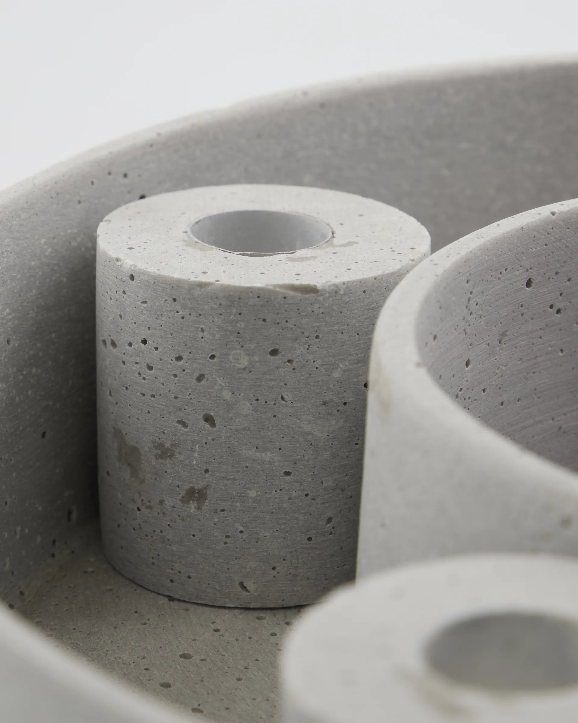 The Ring ljusstake, Grey House Doctor