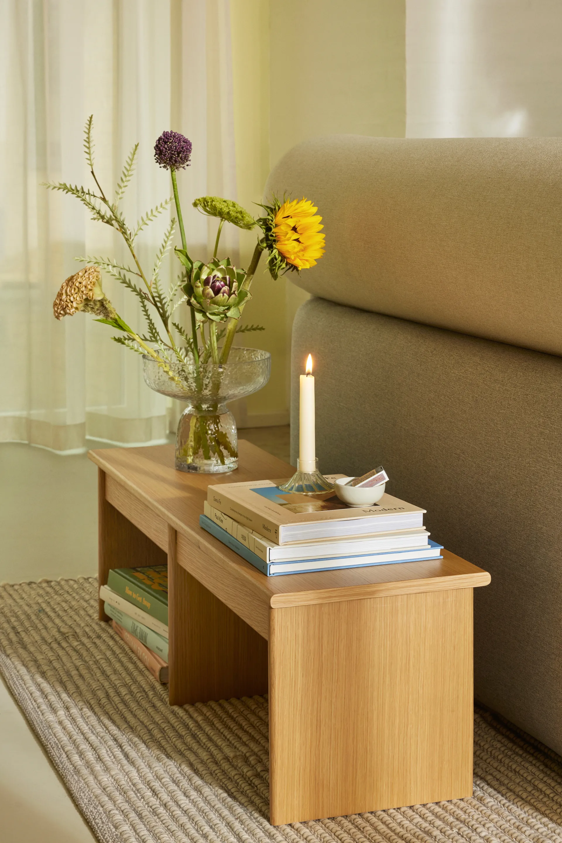 Aino vas, Clear Hübsch Interior