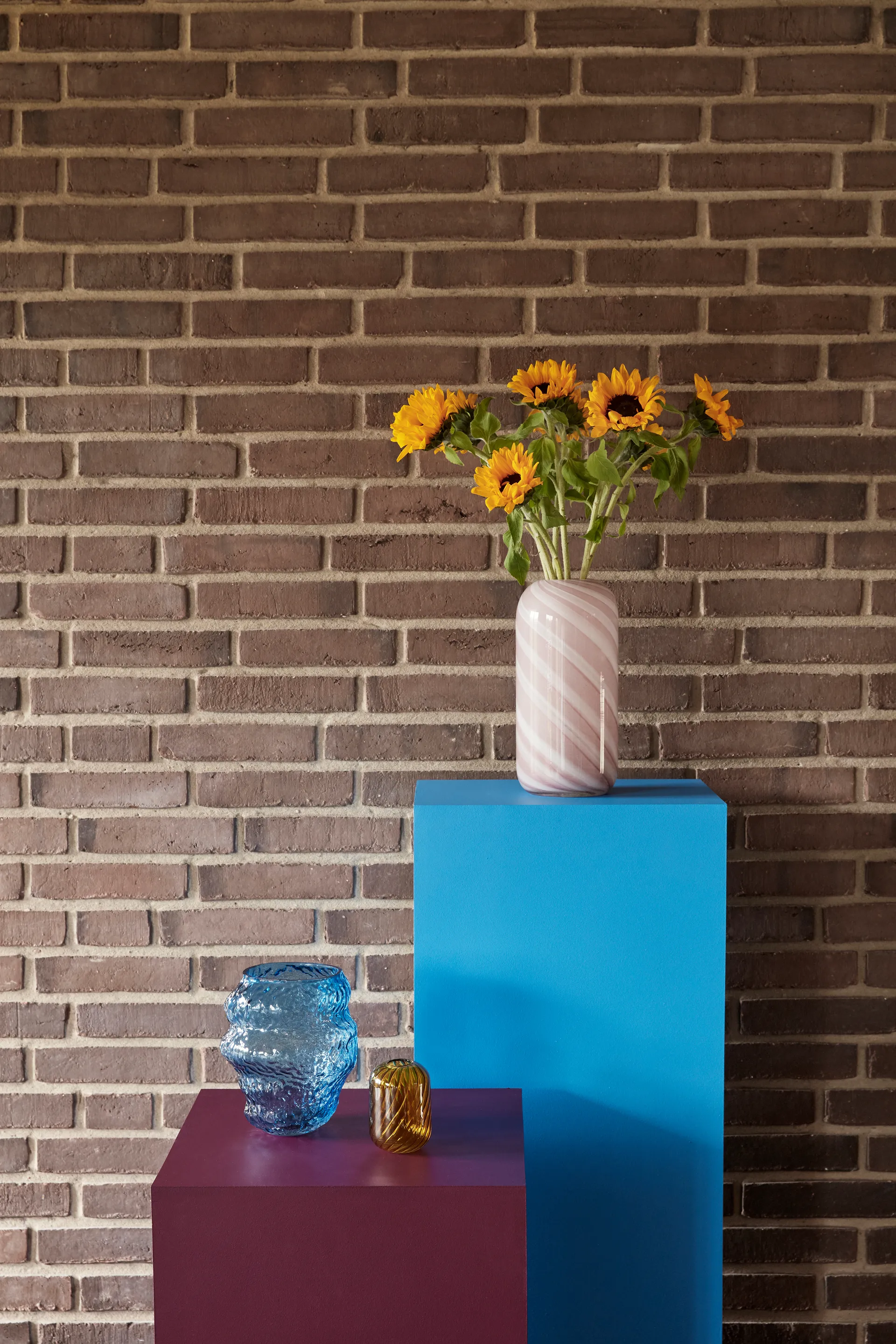 Aurora vas, Blue Hübsch Interior