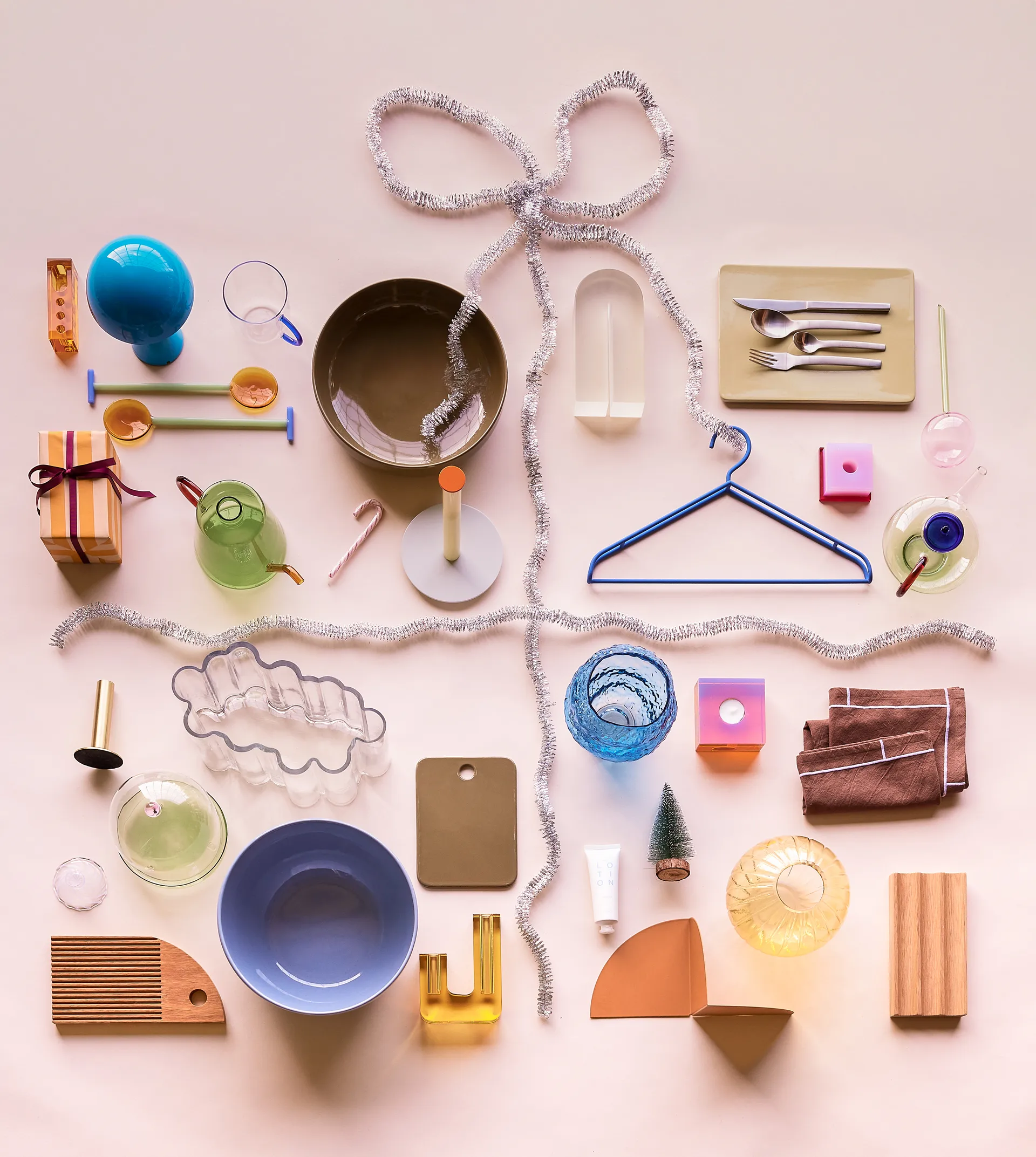 Aurora vas, Blue Hübsch Interior