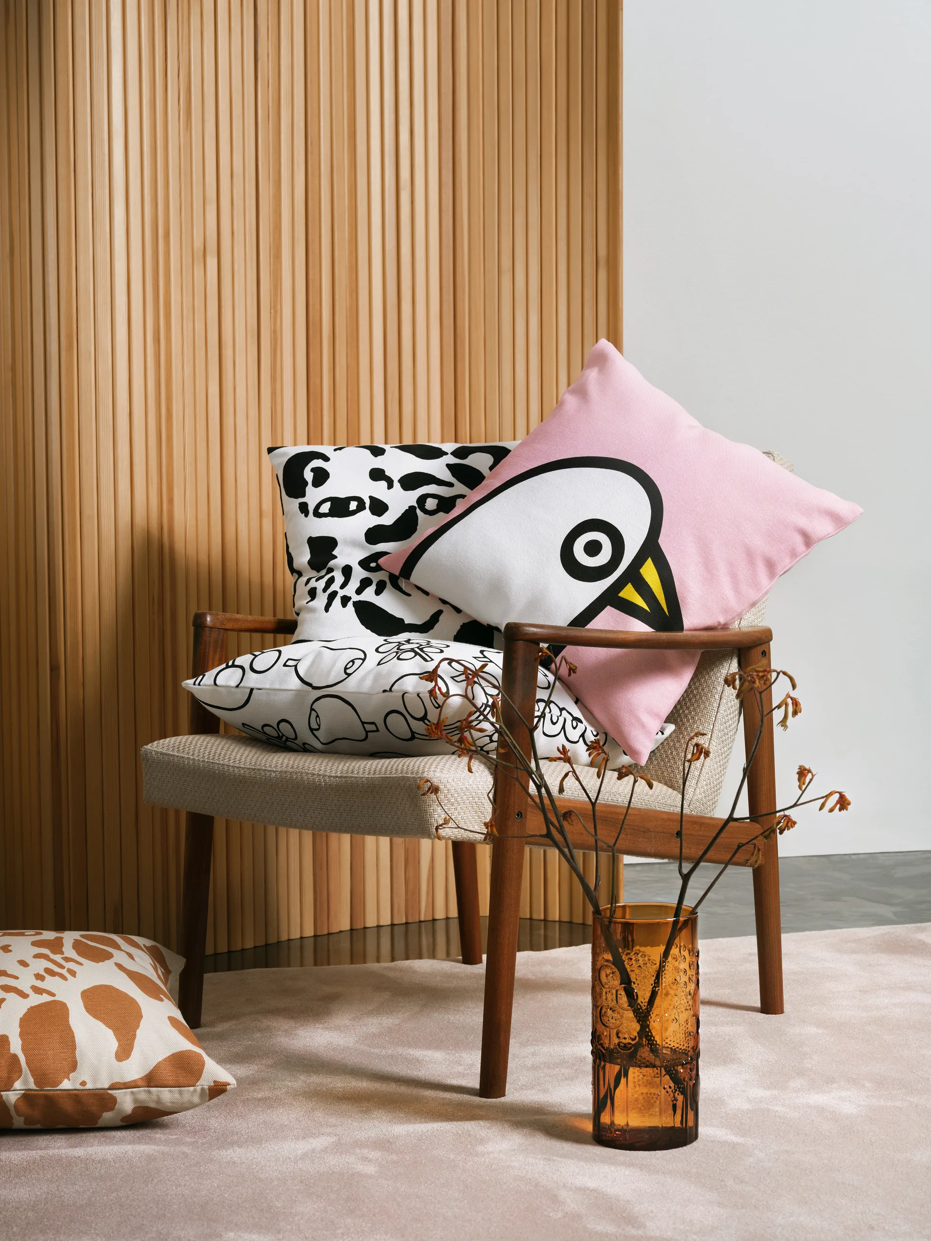 Oiva Toikka Birdie kuddfodral 47x47 cm, Rosa Iittala