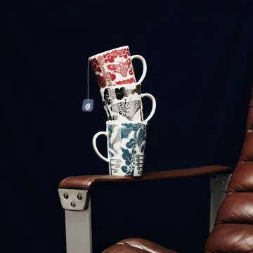 Taika mugg 40 cl presentförpackning - Yö granatröd - Iittala