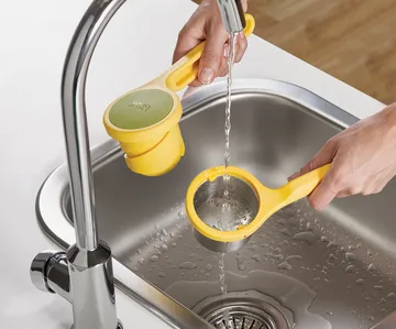 Helix citruspress 24,5 cm - Gul - Joseph Joseph