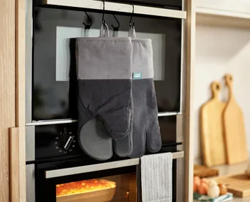 Pinch grytvante högerhänt 34,5 cm - Grå - Joseph Joseph