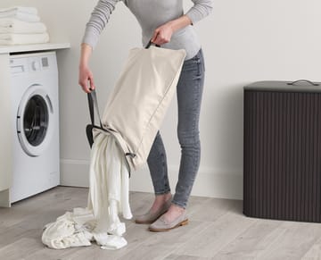 Tota Luxe tvättkorg 90 L - Black - Joseph Joseph