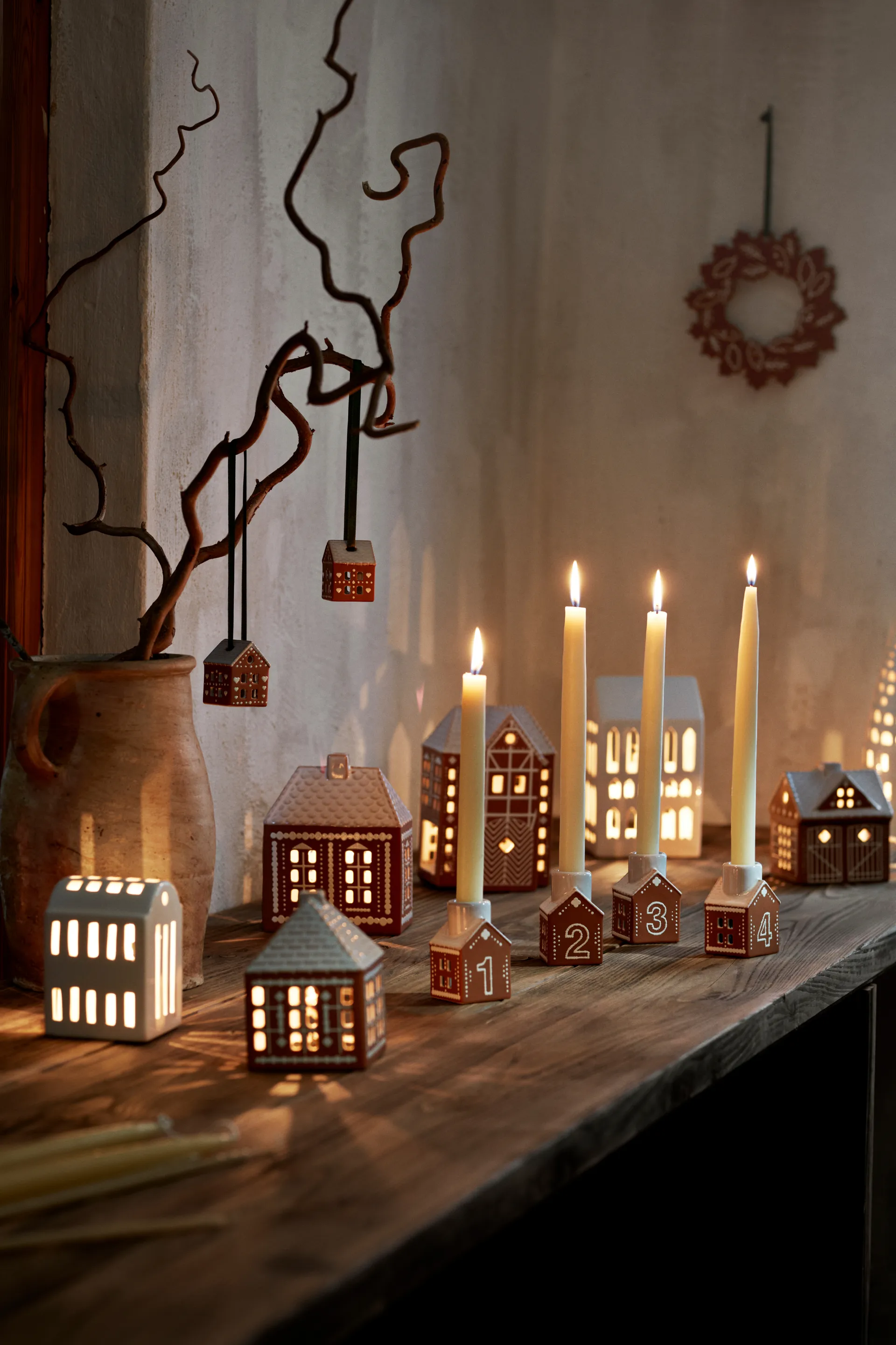 Gingerbread adventsljusstake 4 delar, Brun Kähler