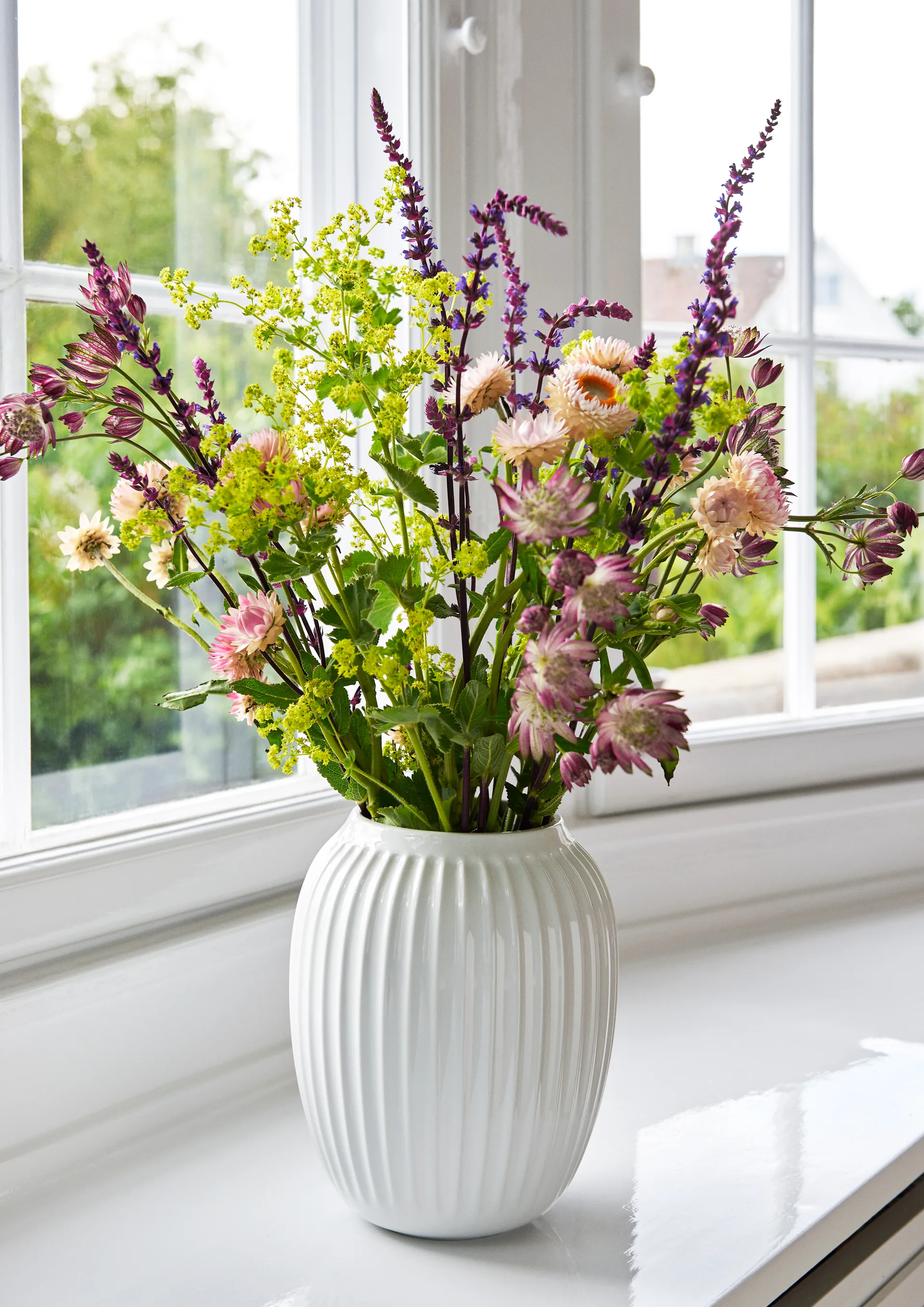 Hammershøi vas mellan, vit Kähler