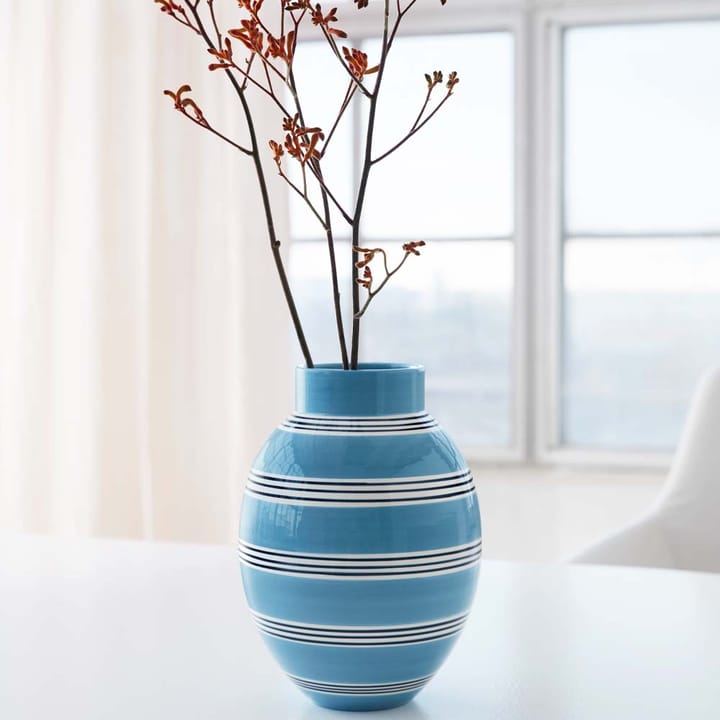 Omaggio Nuovo Vas, mellanblå, h30 cm Kähler