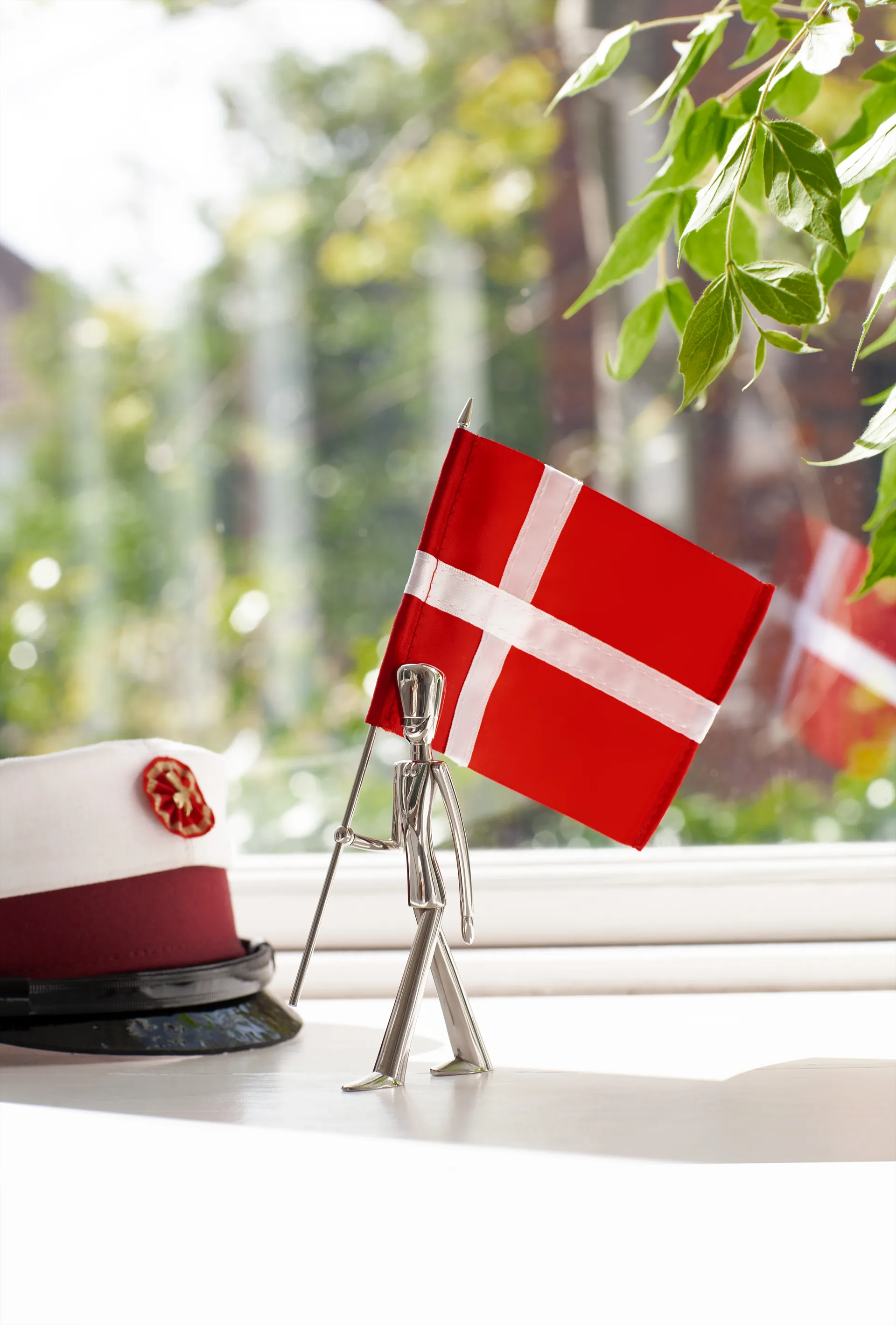 Royal Guard flaggbärare figurin 18 cm, Polished steel Kay Bojesen