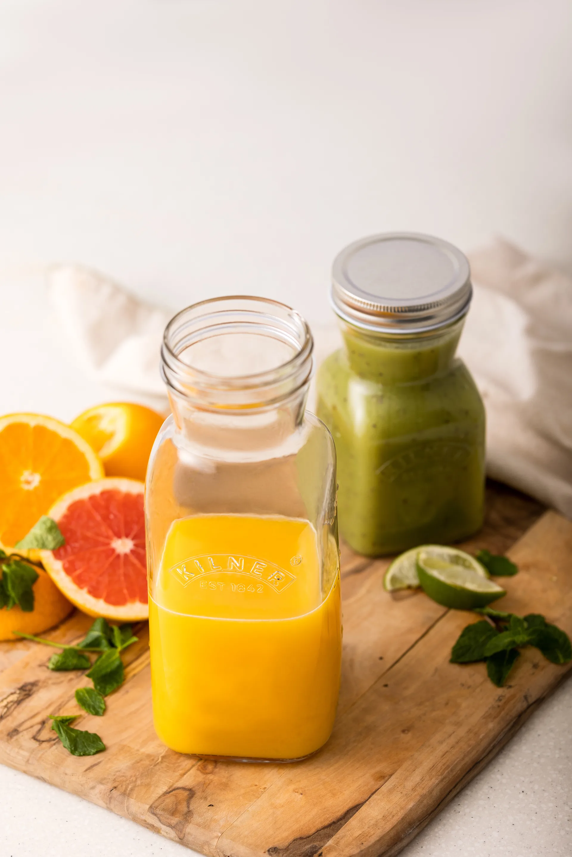 Kilner juice- och såsflaska, Klar-rostfritt stål, 1 L Kilner