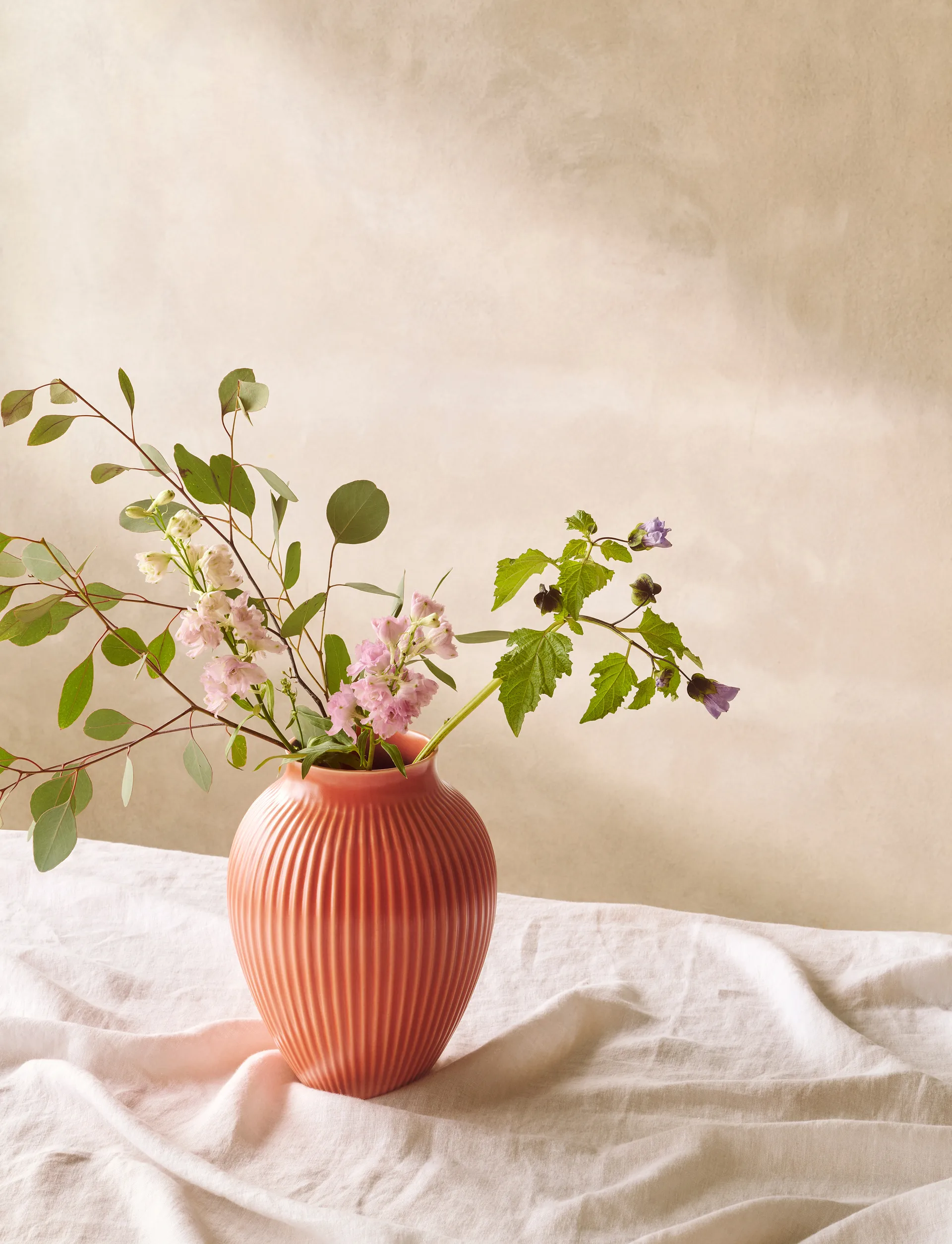 Knabstrup vas räfflad 27 cm, Coral Knabstrup Keramik