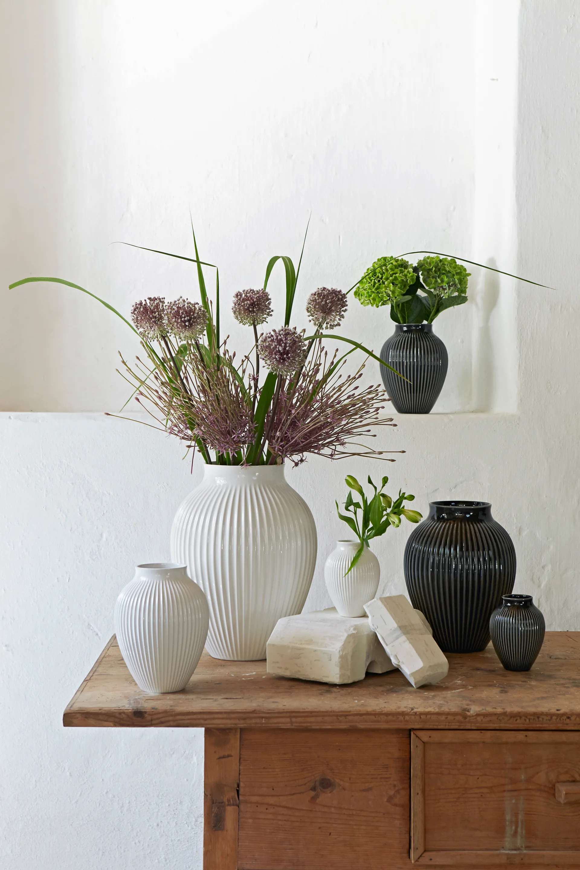 Knabstrup vas räfflad 35 cm, Vit Knabstrup Keramik