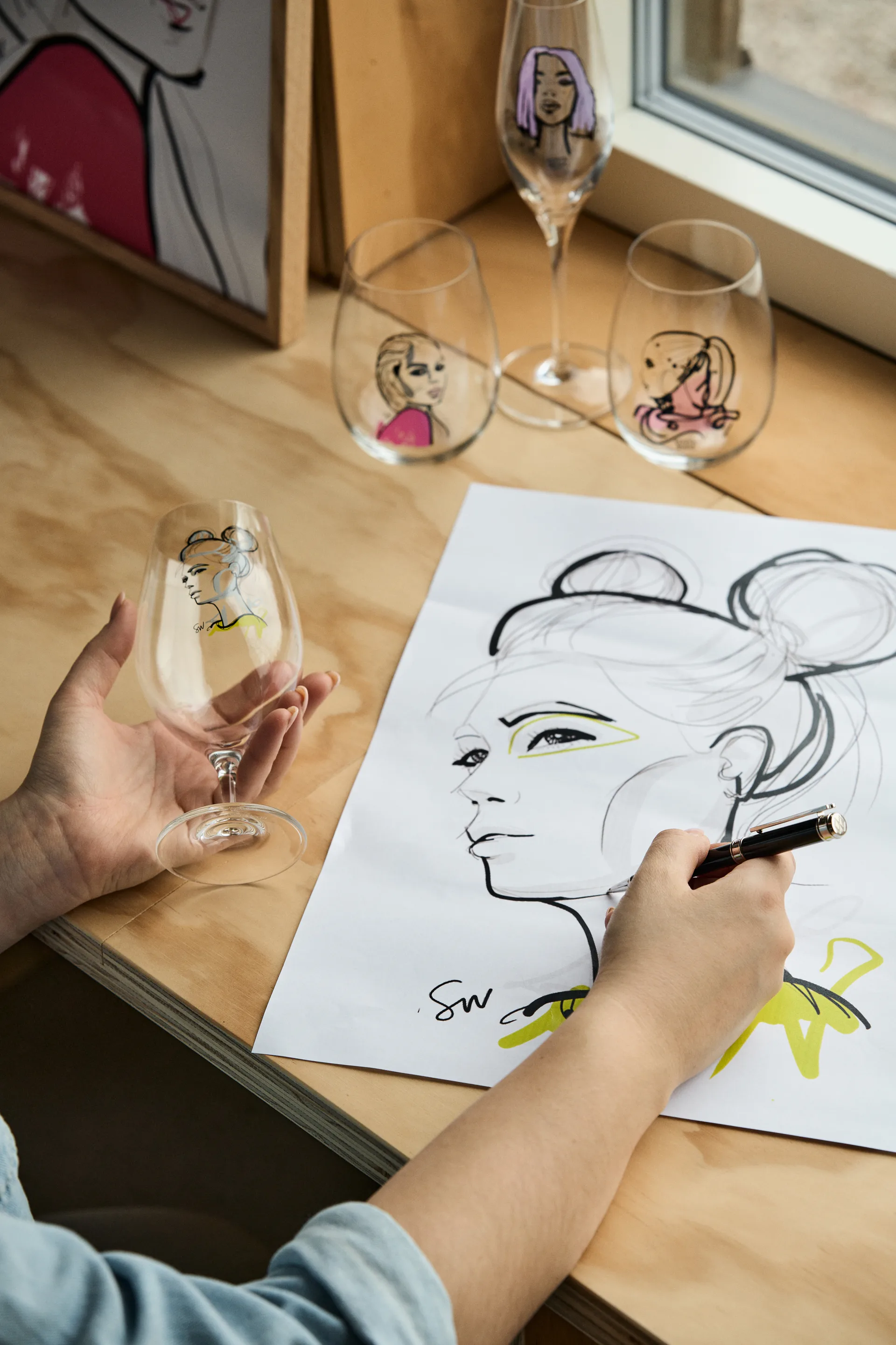 All about you ölglas 40 cl 2-pack, Cheers to you Kosta Boda