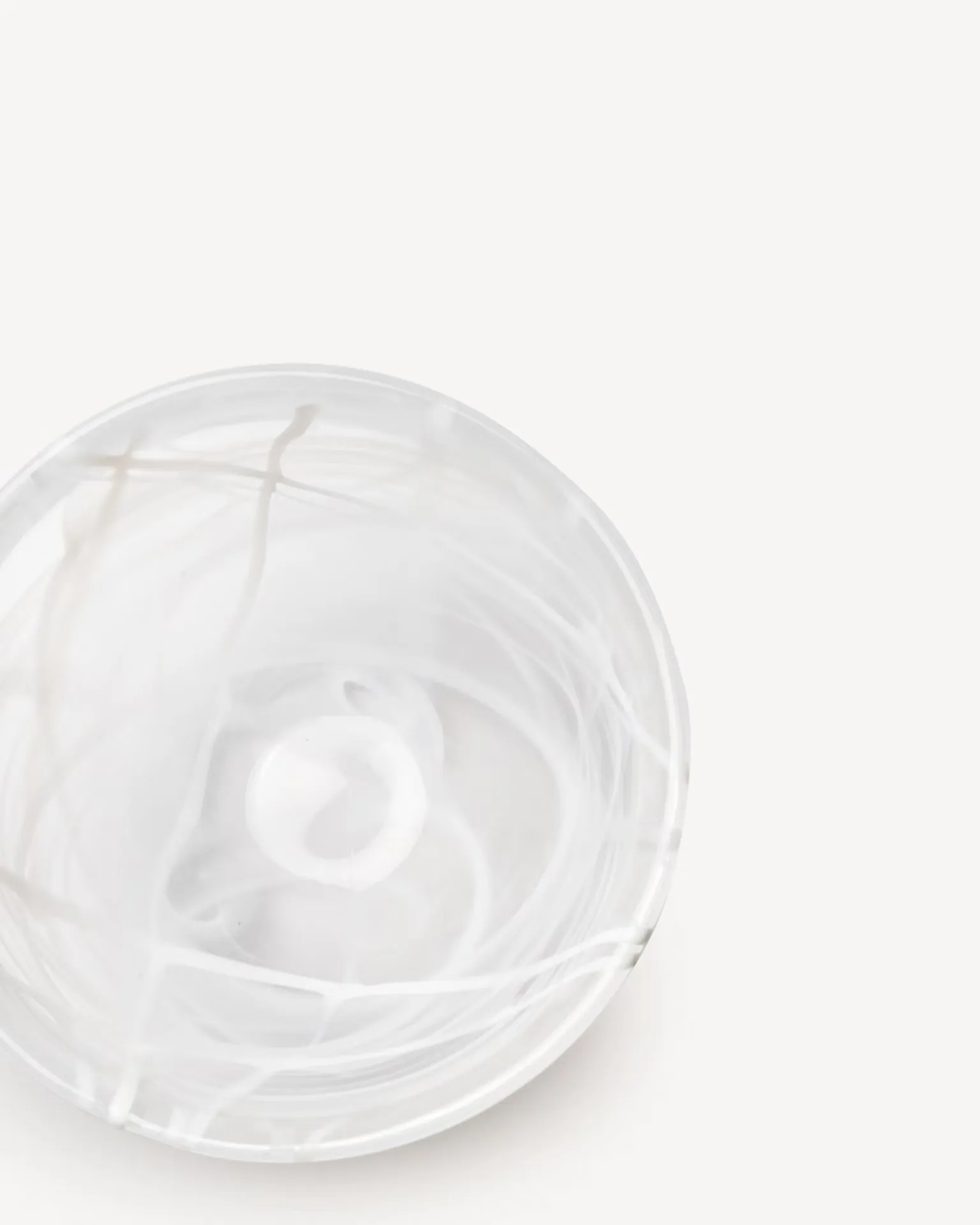 Contrast skål 160 mm, Vit-vit Kosta Boda