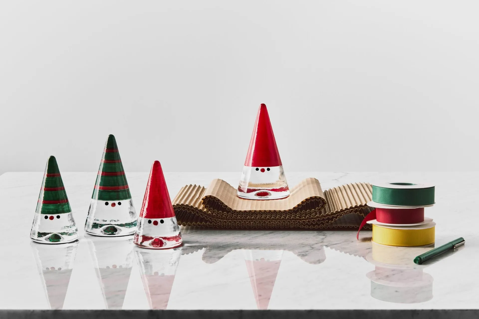 Noel tomte, Grön, 15 cm Kosta Boda