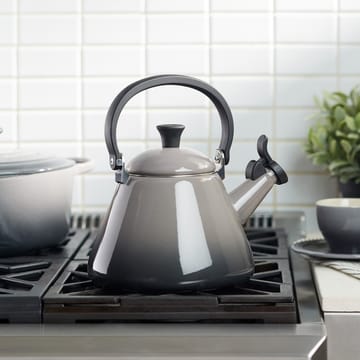 Le Creuset Kone vattenkittel med vissla - Flint - Le Creuset