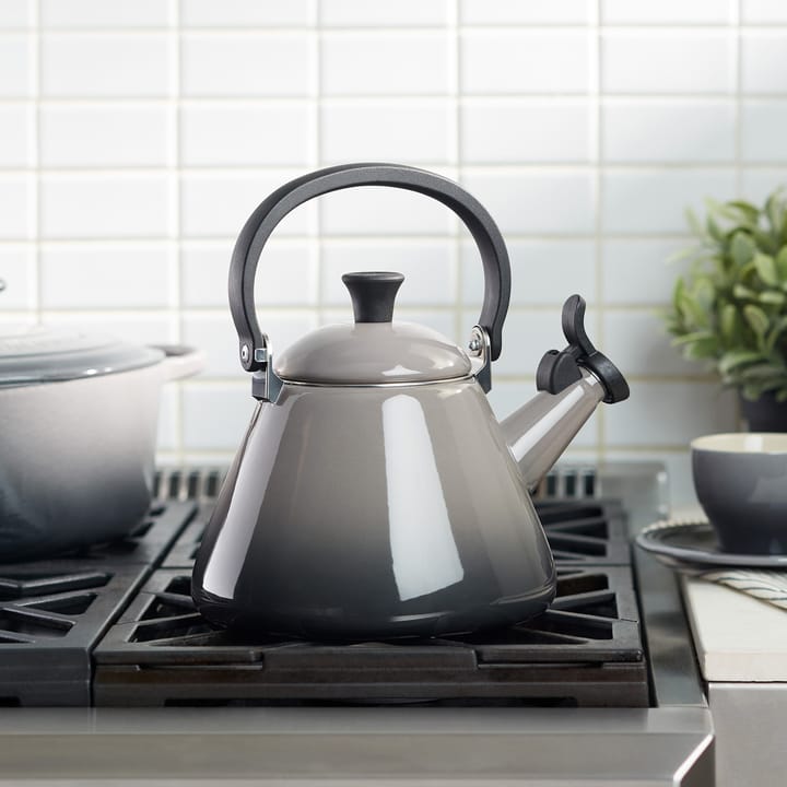 Le Creuset Kone vattenkittel med vissla, Flint Le Creuset