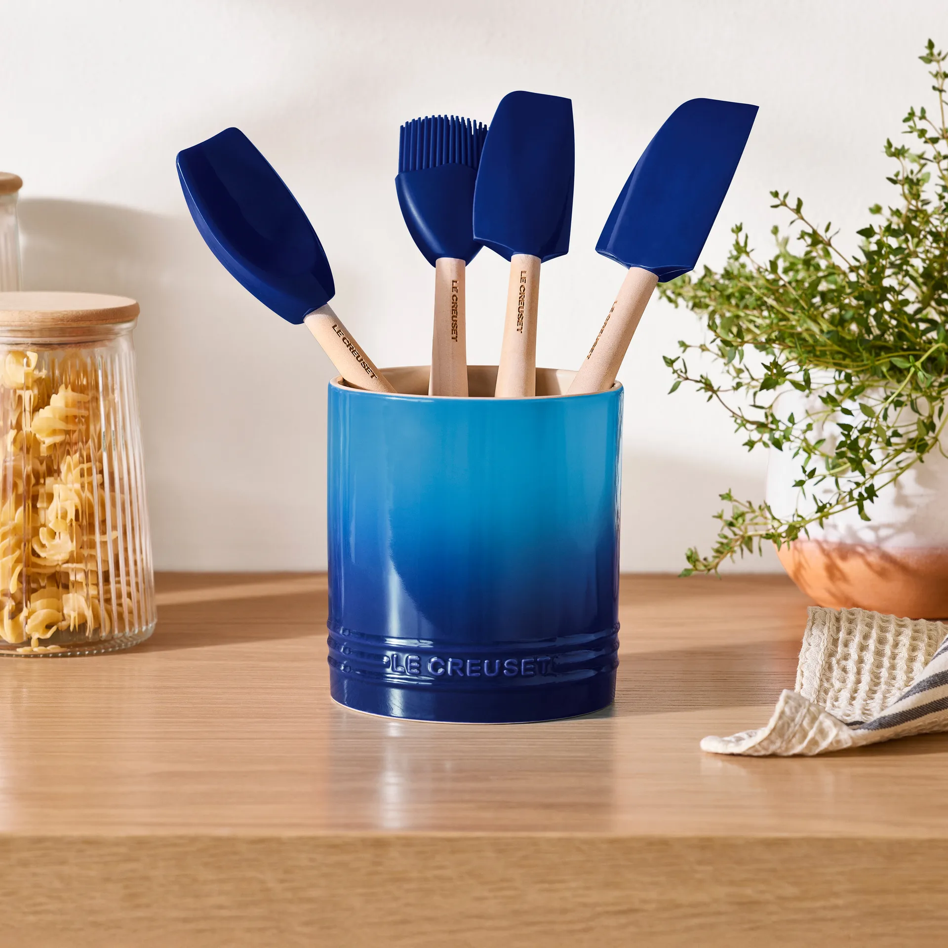 Signature stengods bestick- och redskapskrus 1.1 L, Azure Le Creuset