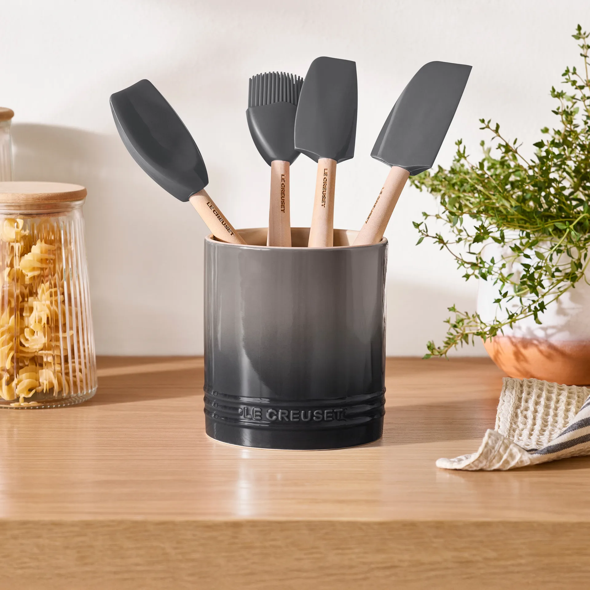 Signature stengods bestick- och redskapskrus 1.1 L, Flint Le Creuset